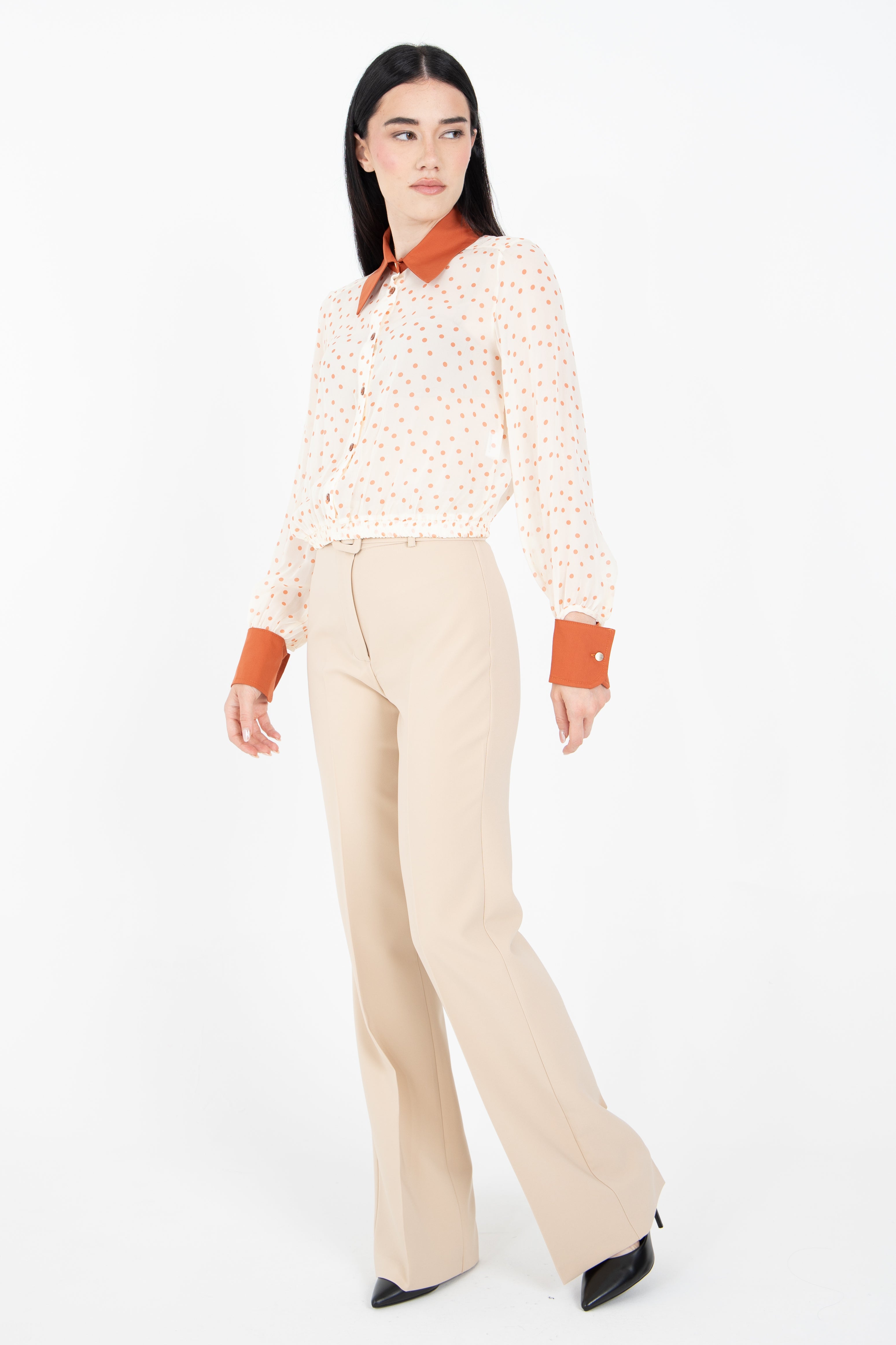 Camicia in fantasia pois