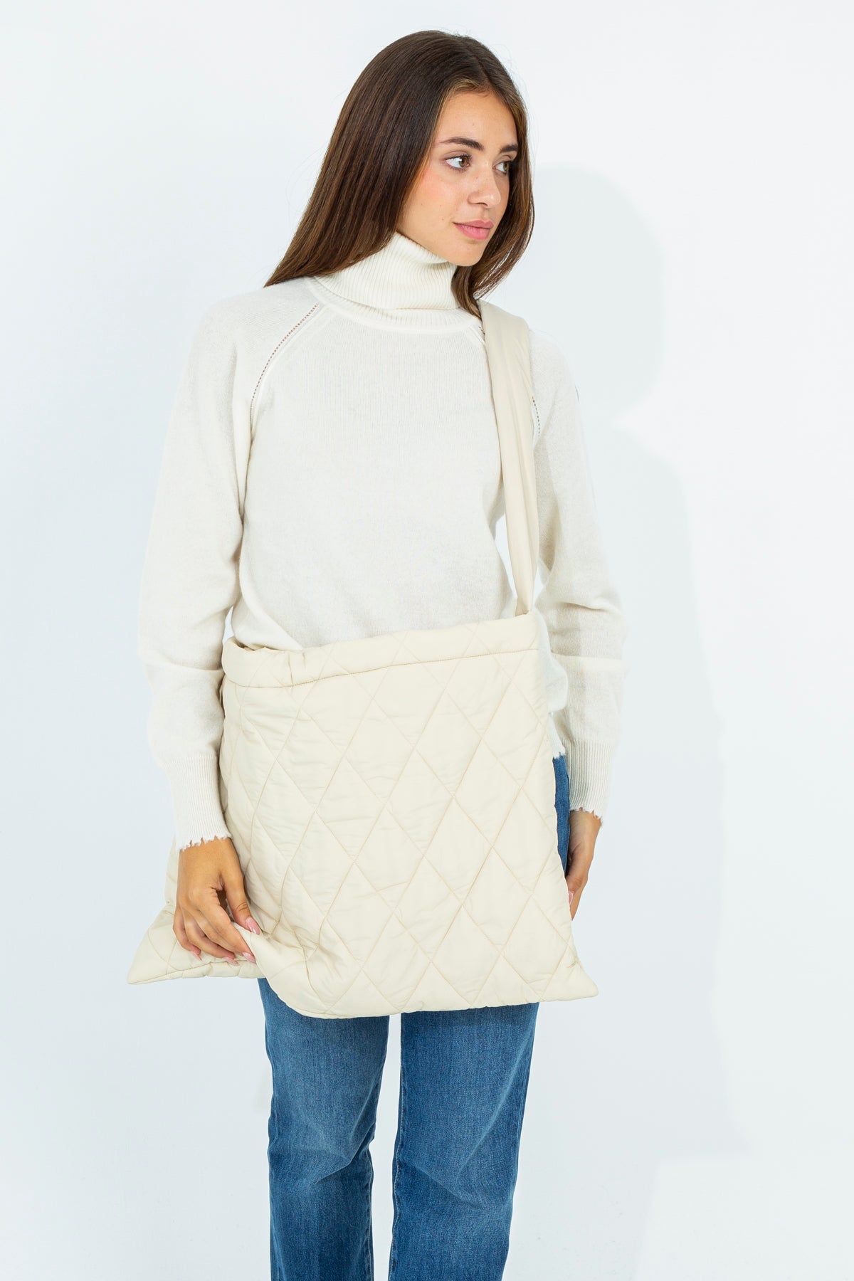 Quilted weekend bag