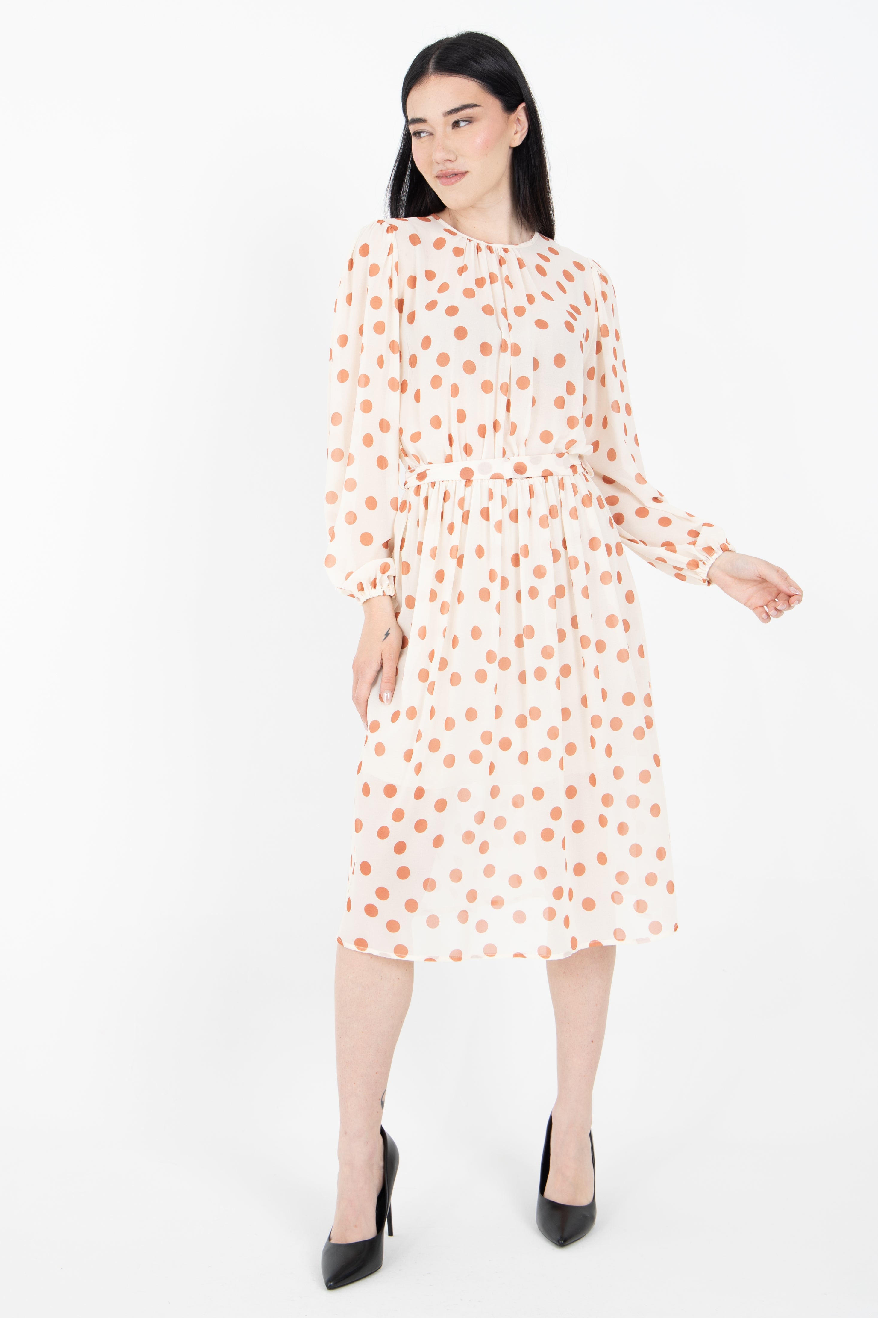 Abito in georgette in fantasia pois