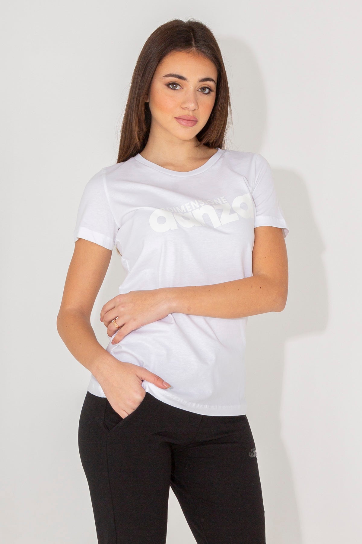 T-shirt basic con stampa frontale