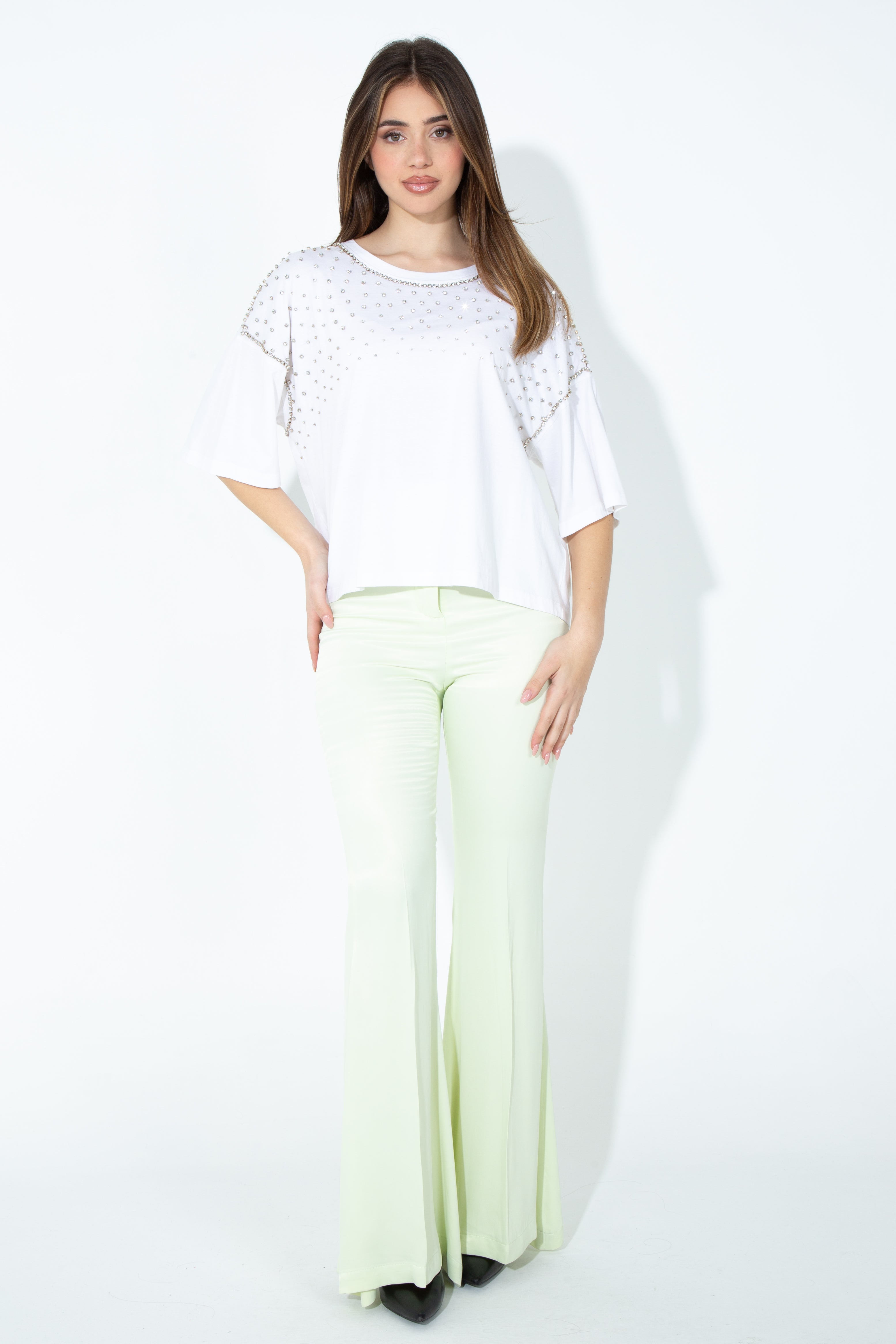 T-shirt over con dettagli