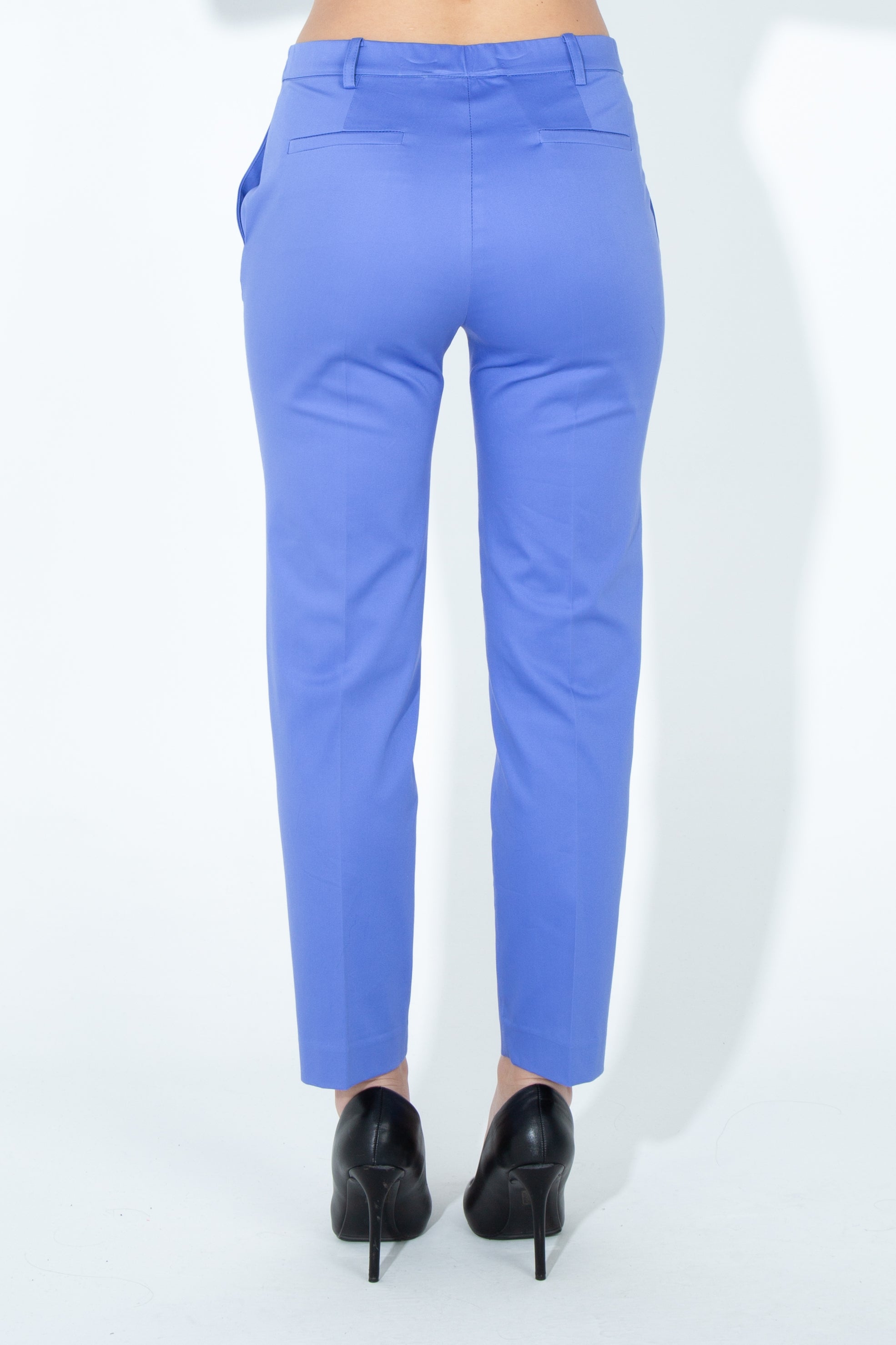 Pantalone a sigaretta