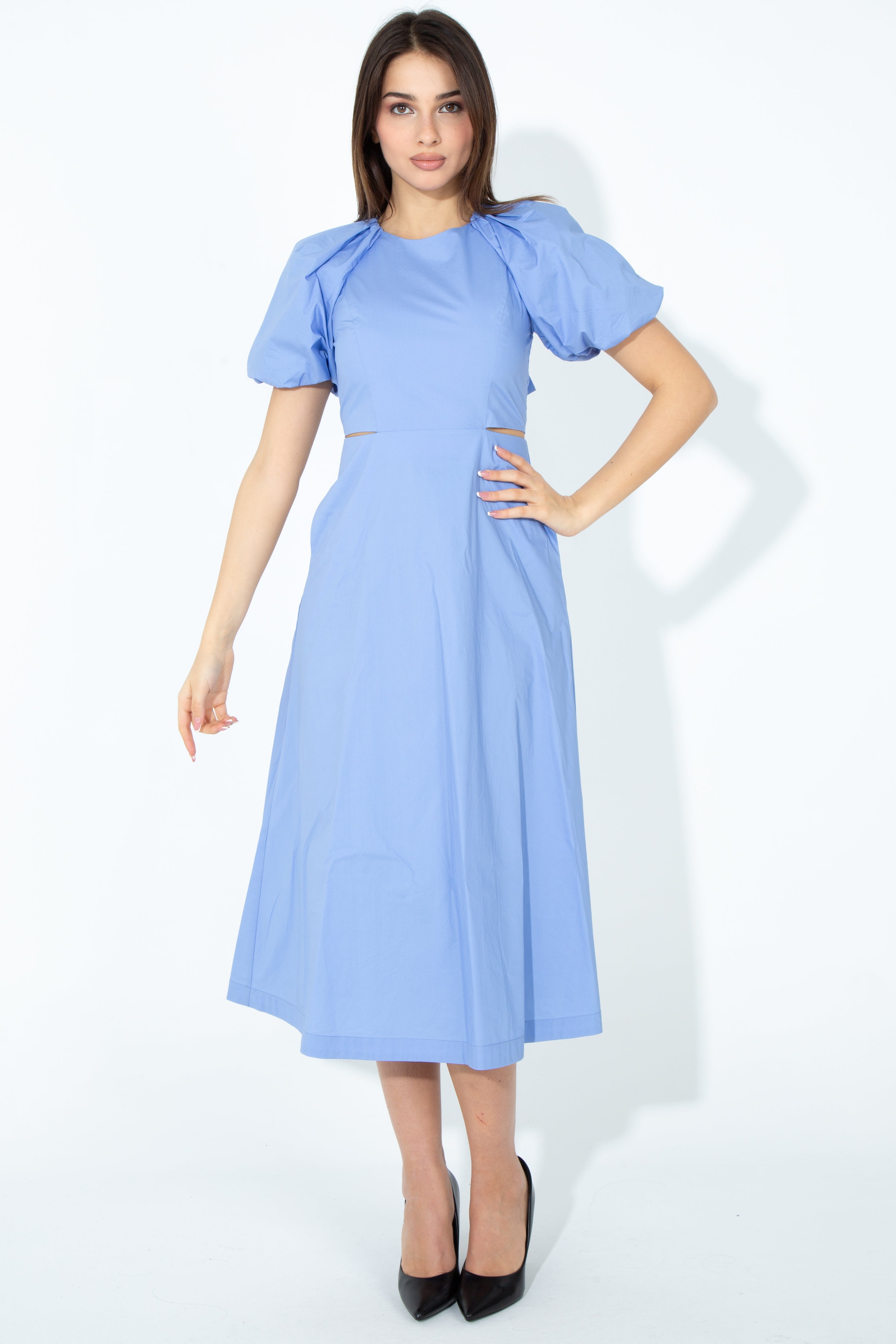 Abito midi con cut out