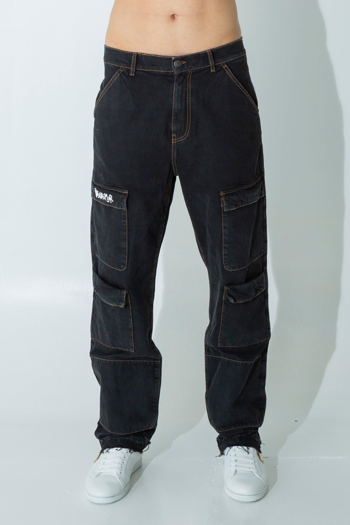 Jeans cargo con profili a contrasto di colore