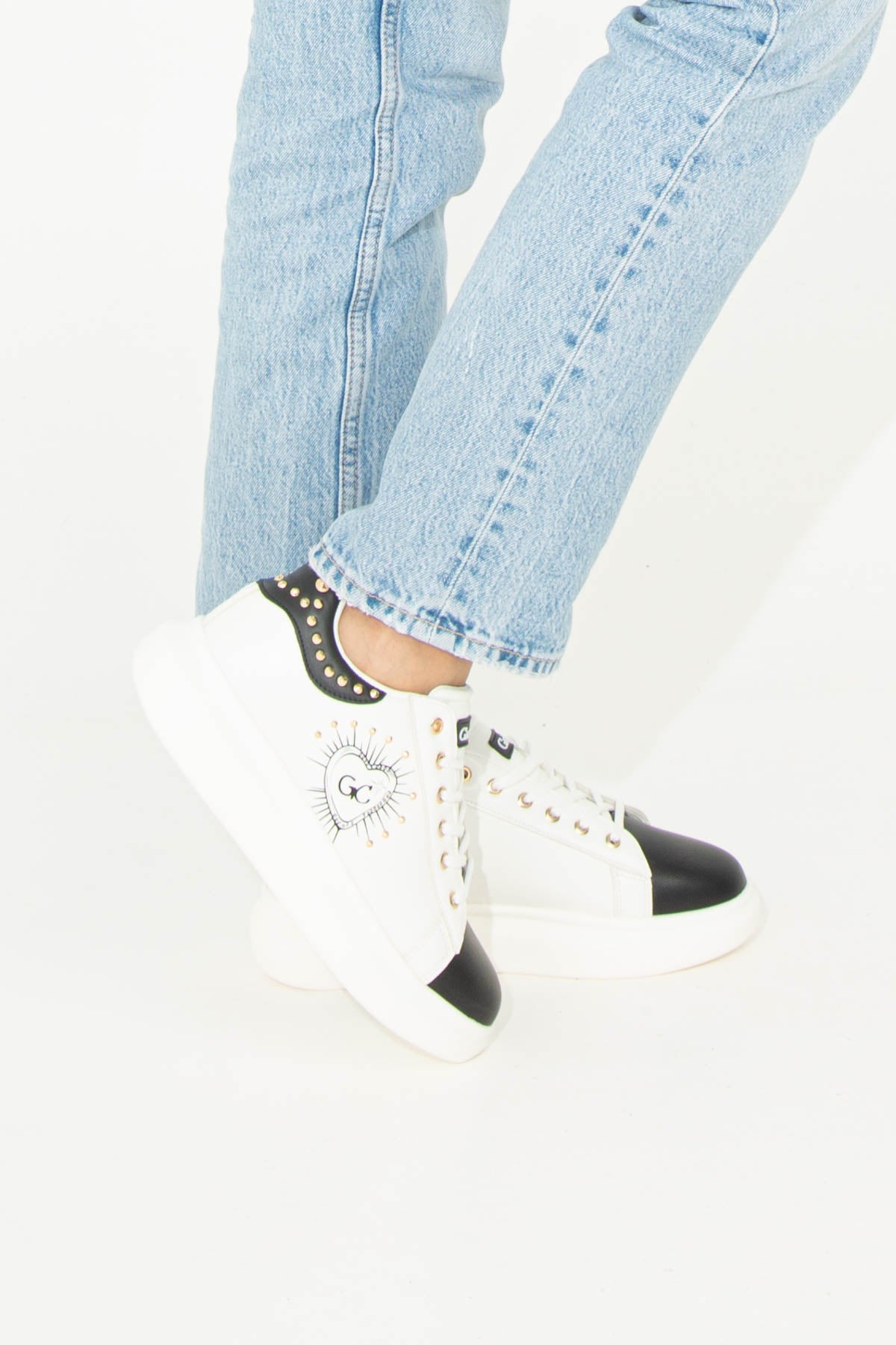 GIO CELLINI Sneakers Heart