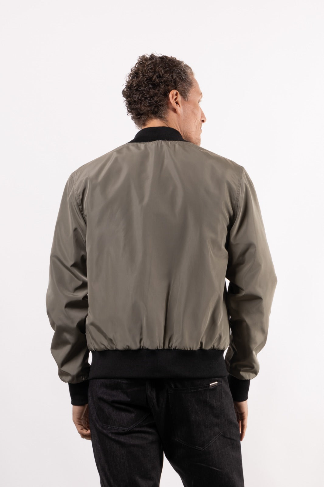 Giubbino bomber in tessuto tecnico