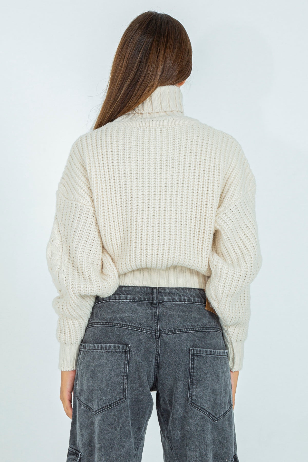 High neck sweater