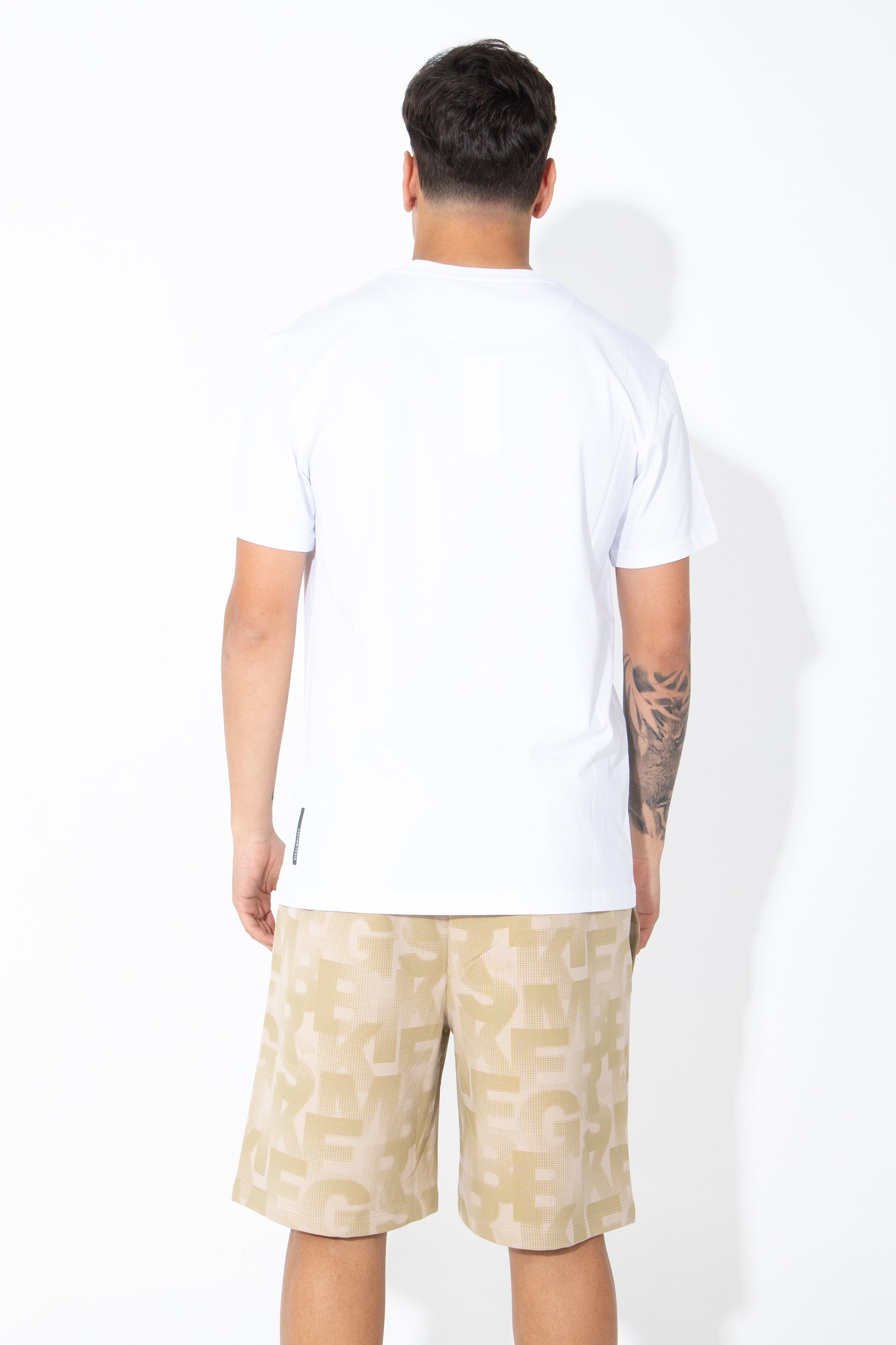 T-Shirt con logo tono su tono