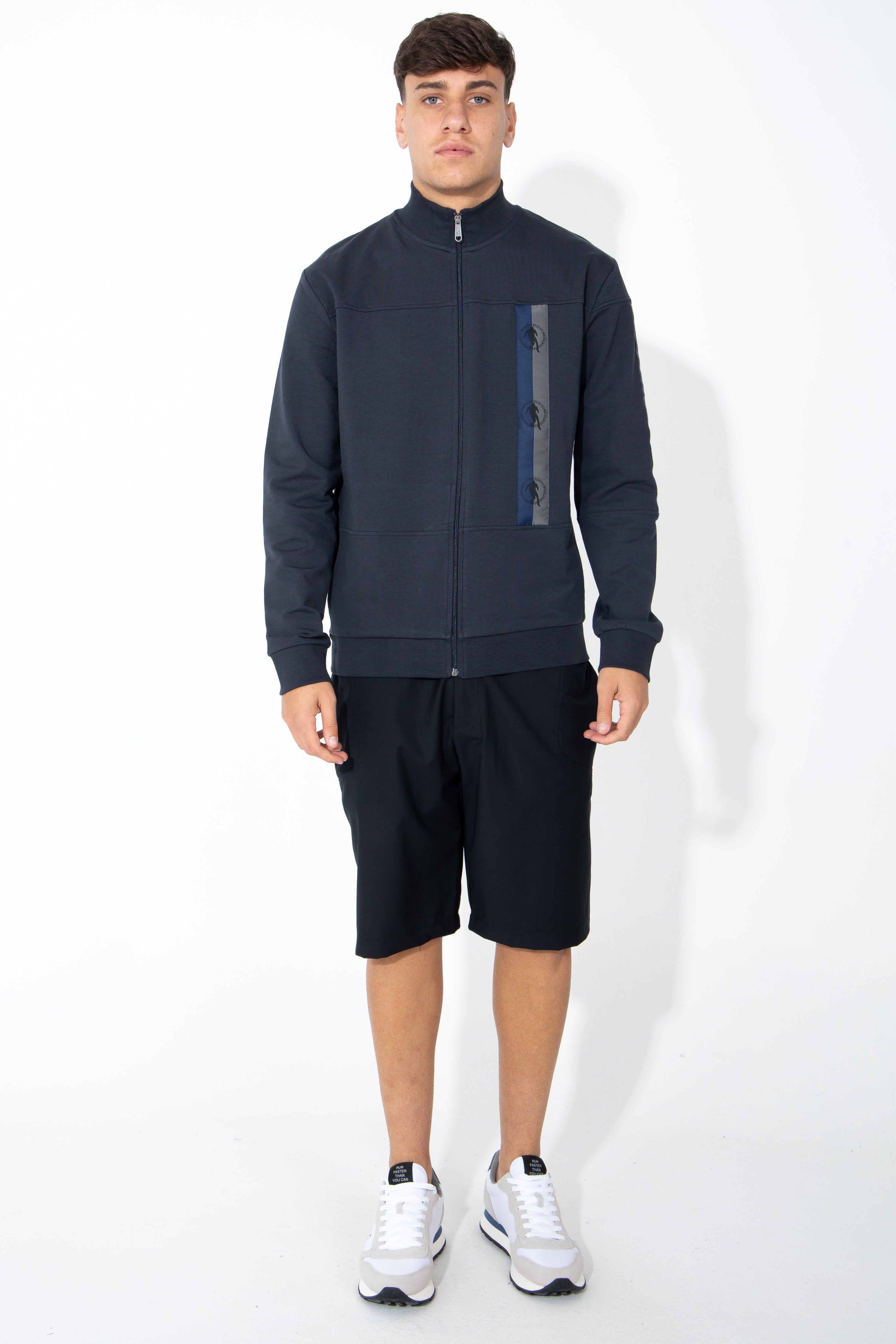 Felpa con zip e logo