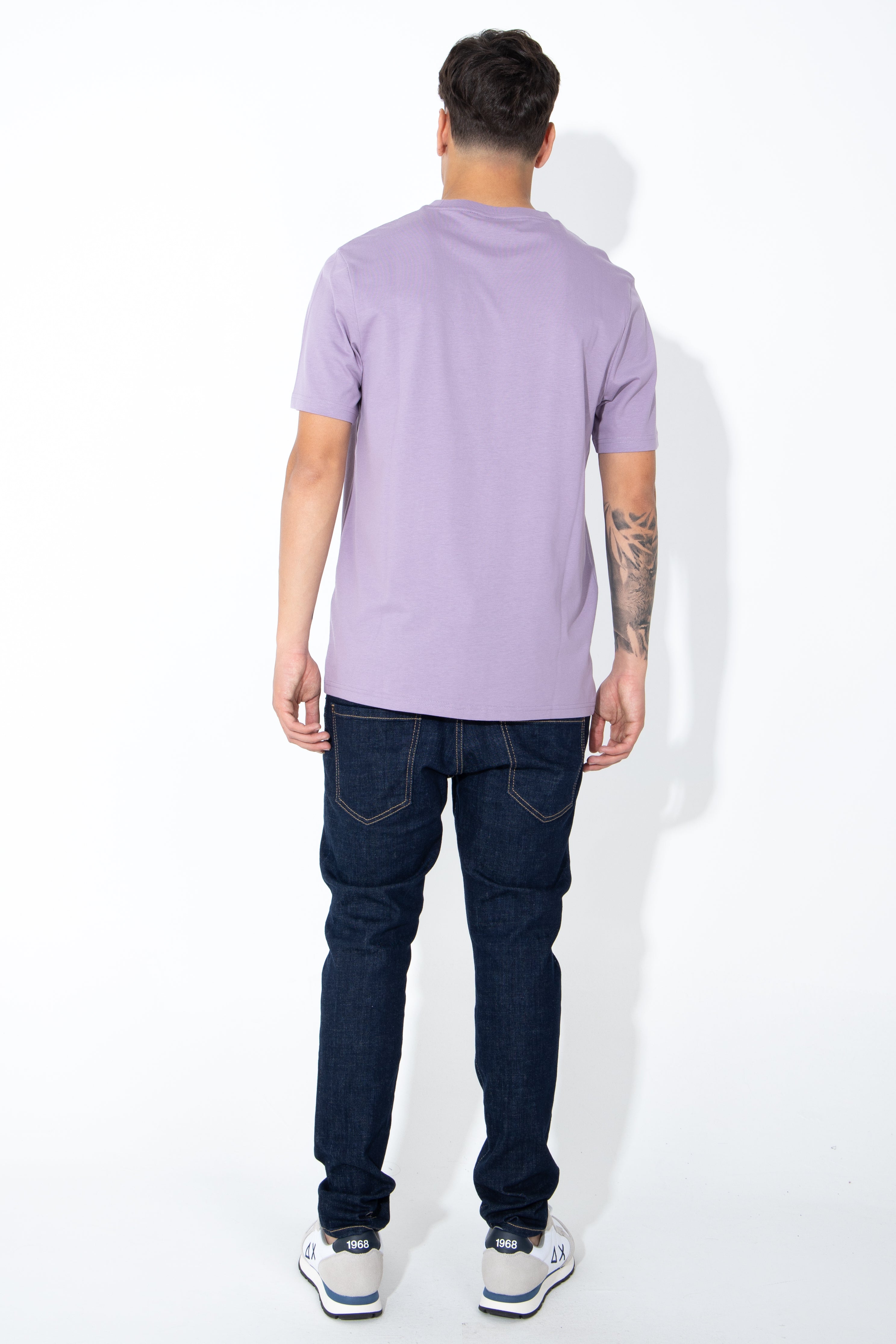 T-shirt con logo giallo