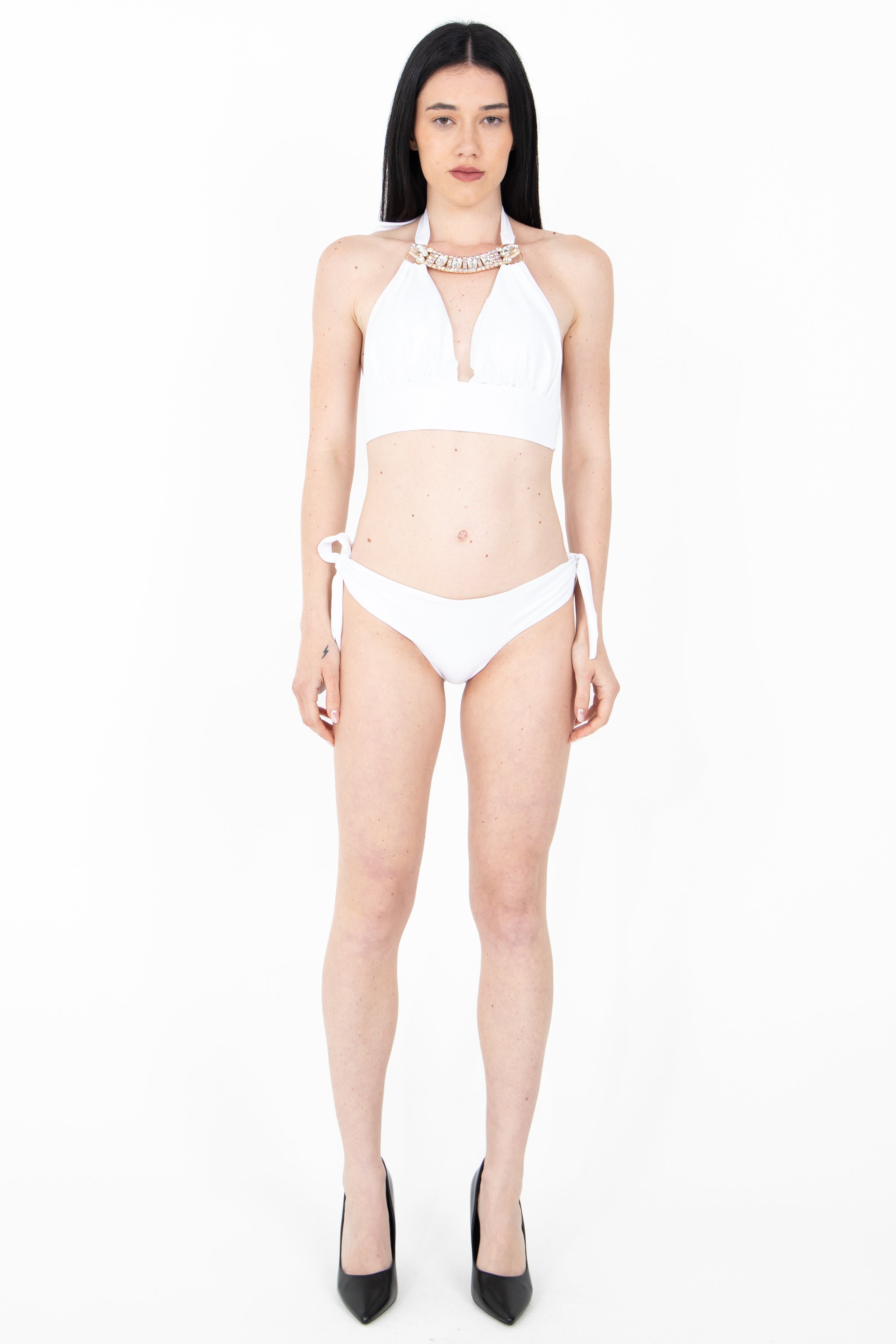 Costume bikini con collana rigida
