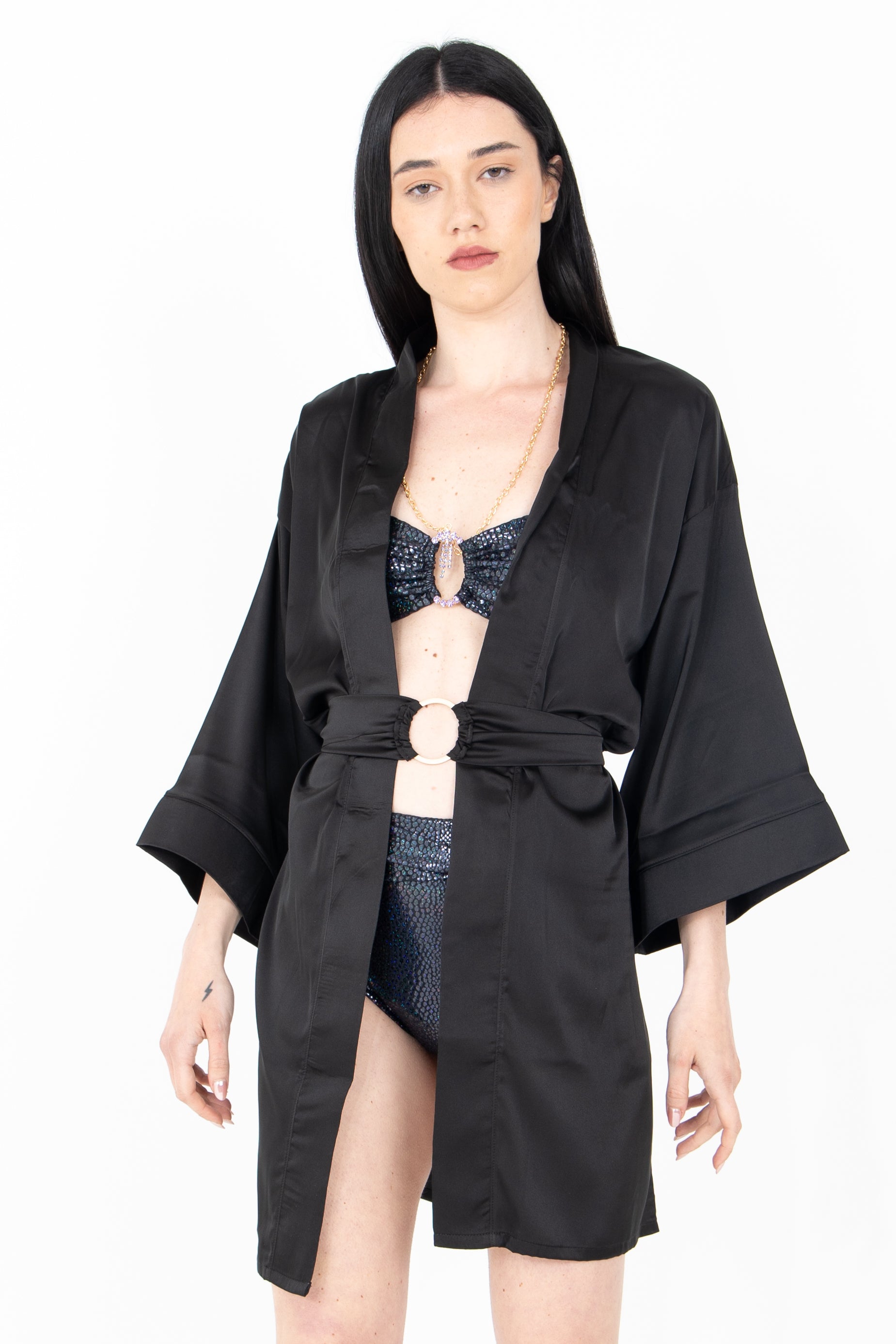 Kimono corto tinta unita in satin