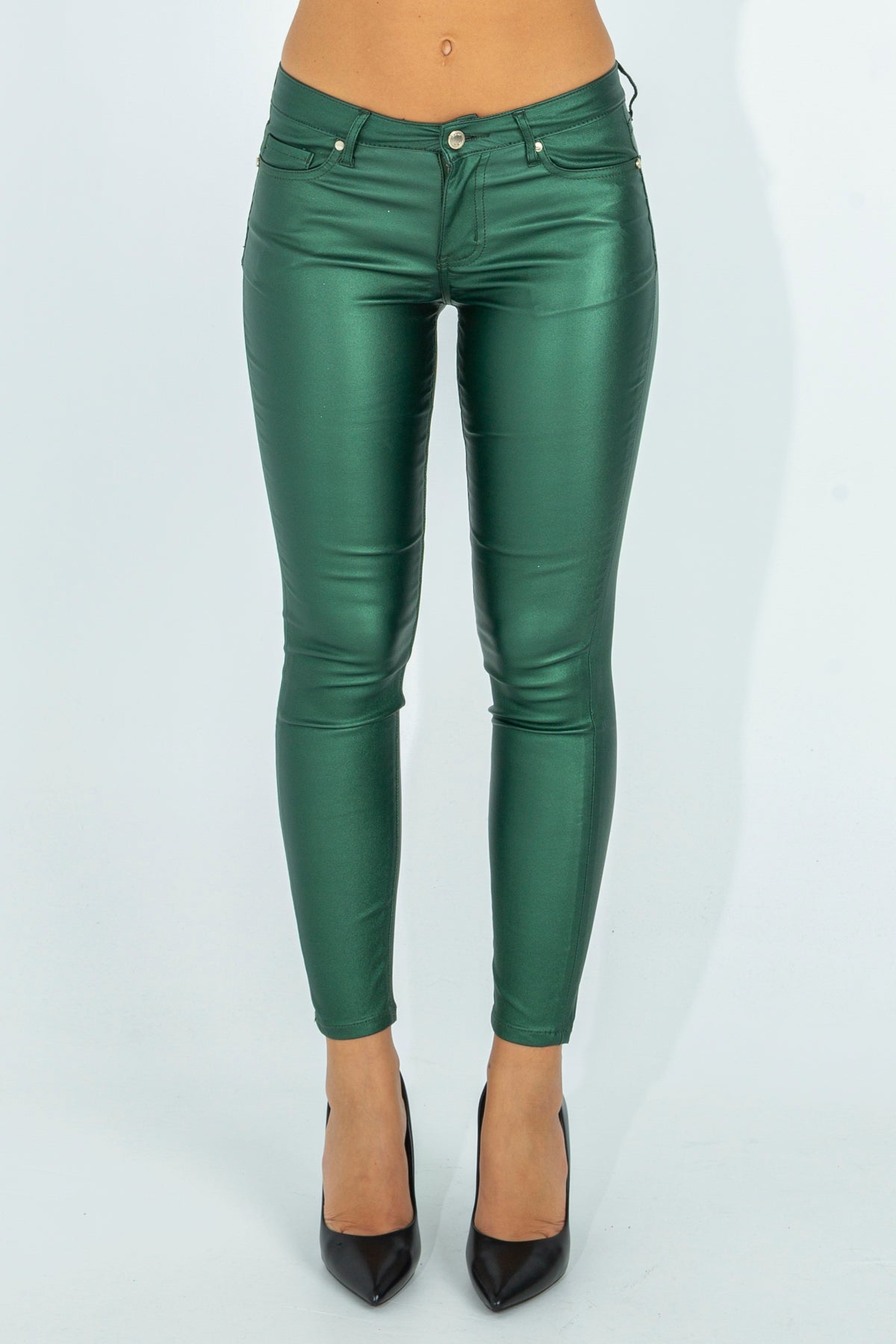 Shiny faux leather jeans