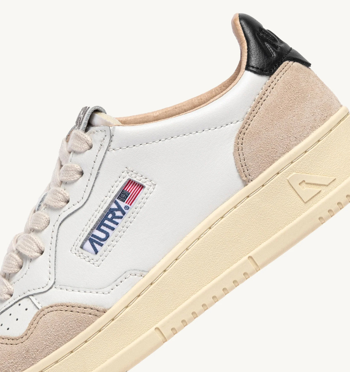 SNEAKERS MEDALIST LOW