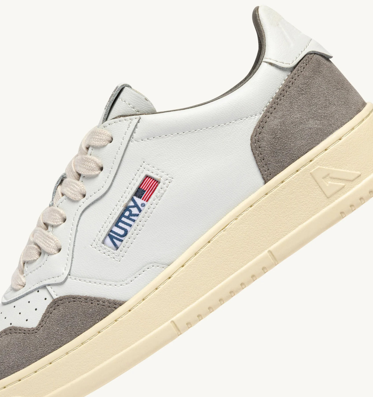 SNEAKERS MEDALIST LOW