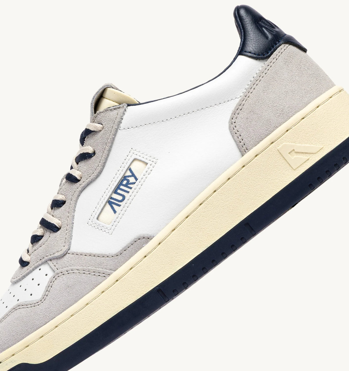 SNEAKERS MEDALIST LOW
