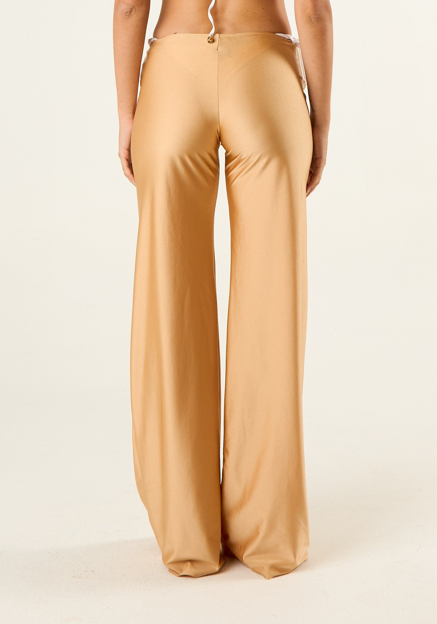 Pantalone in lycra a zampa