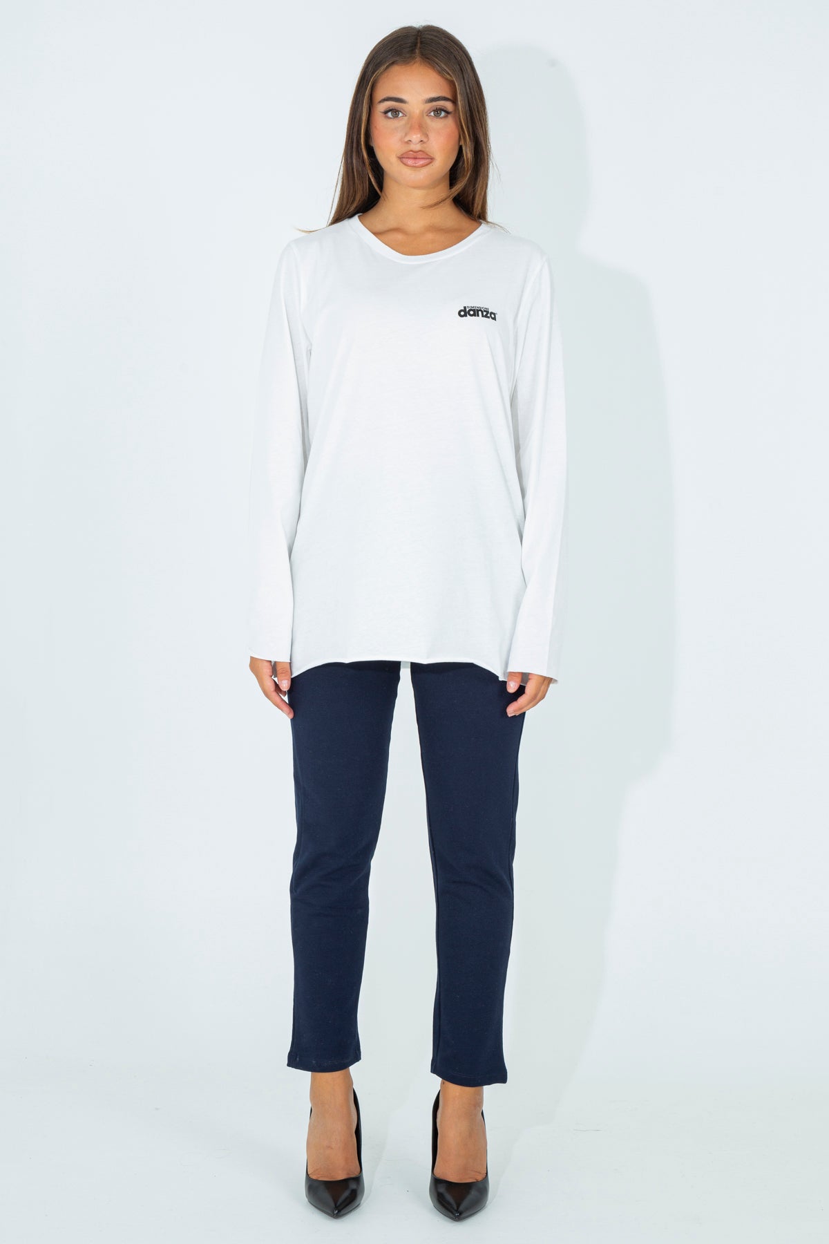 Basic sweater with contrasting logo