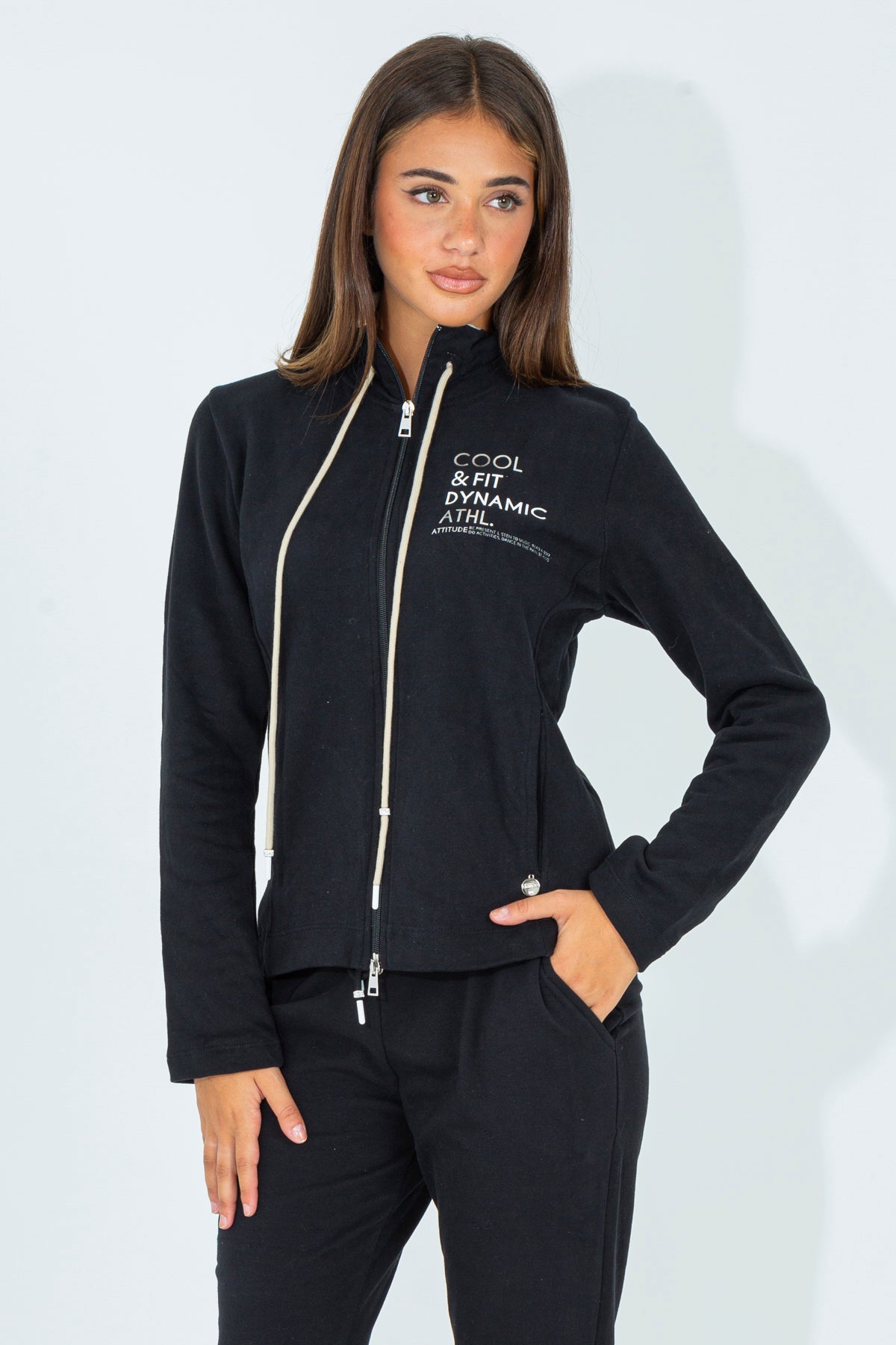 Full zip sweatshirt with long drawstring