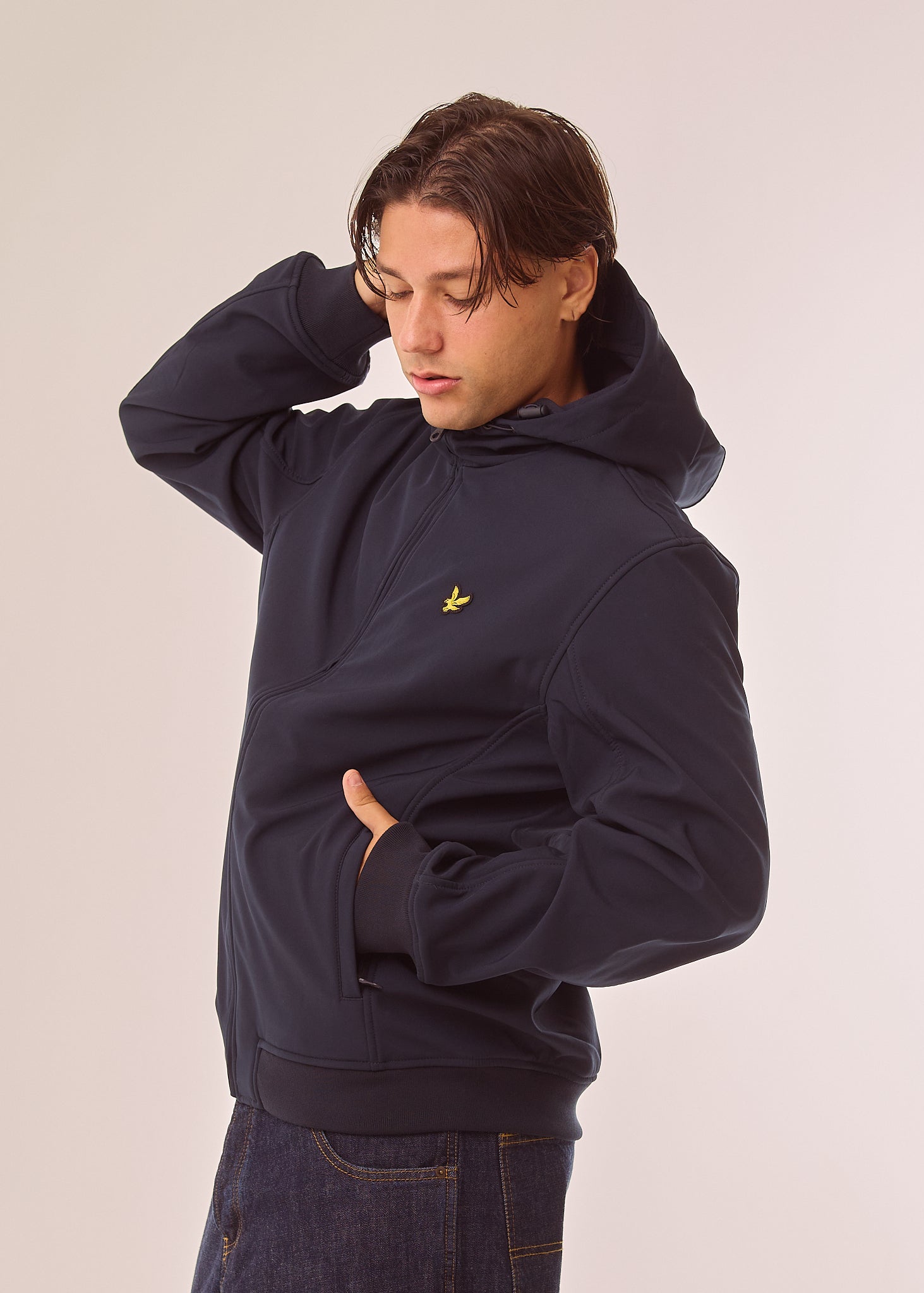 Giubbino in softshell con cappuccio