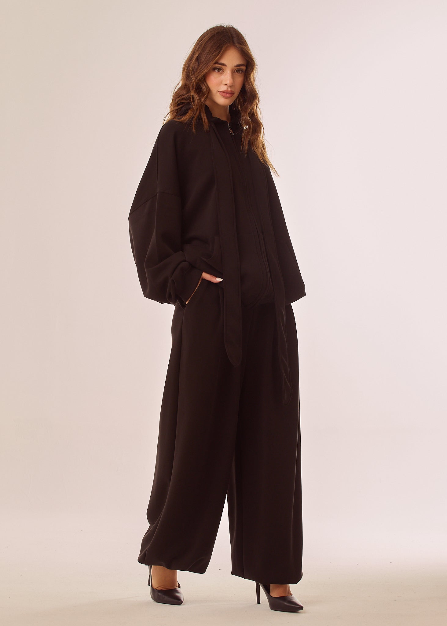 Pantalone tuta over in tessuto soft