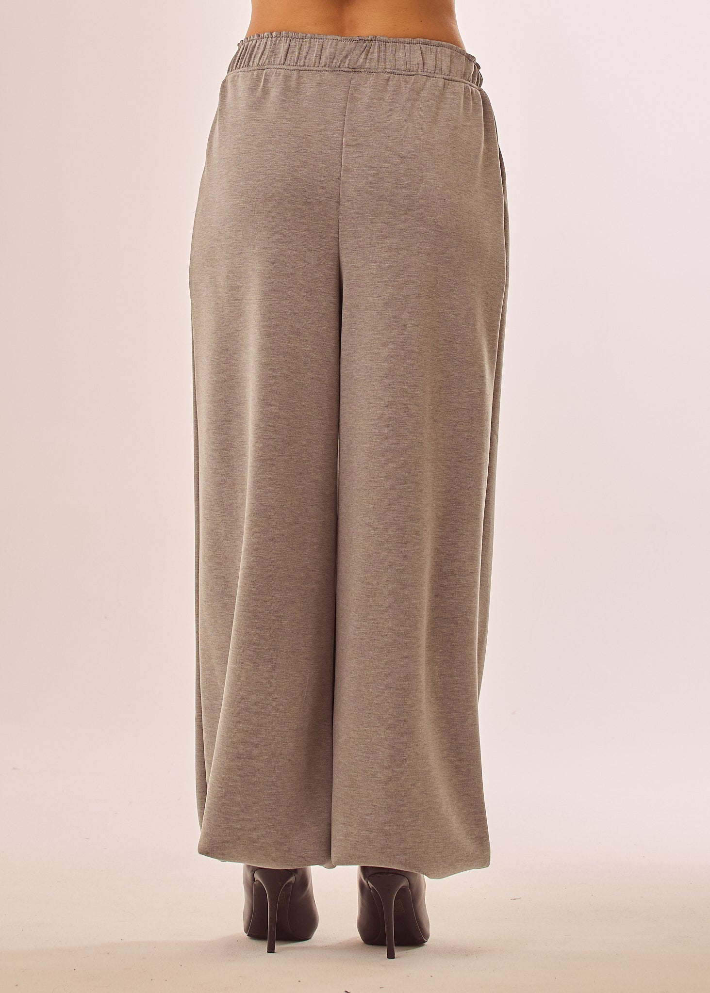 Pantalone tuta over in tessuto soft