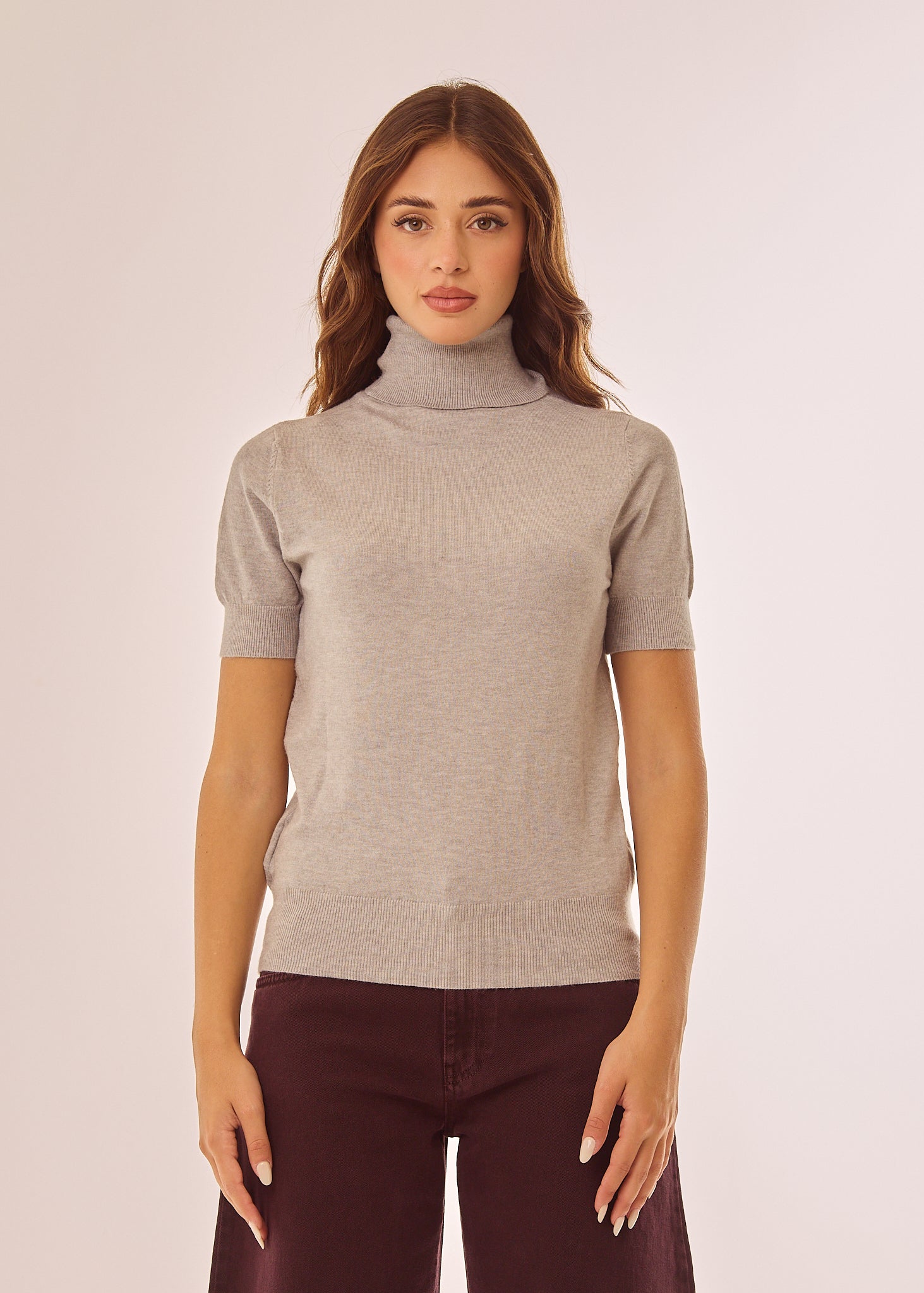 Maglia dolcevita a mezze maniche