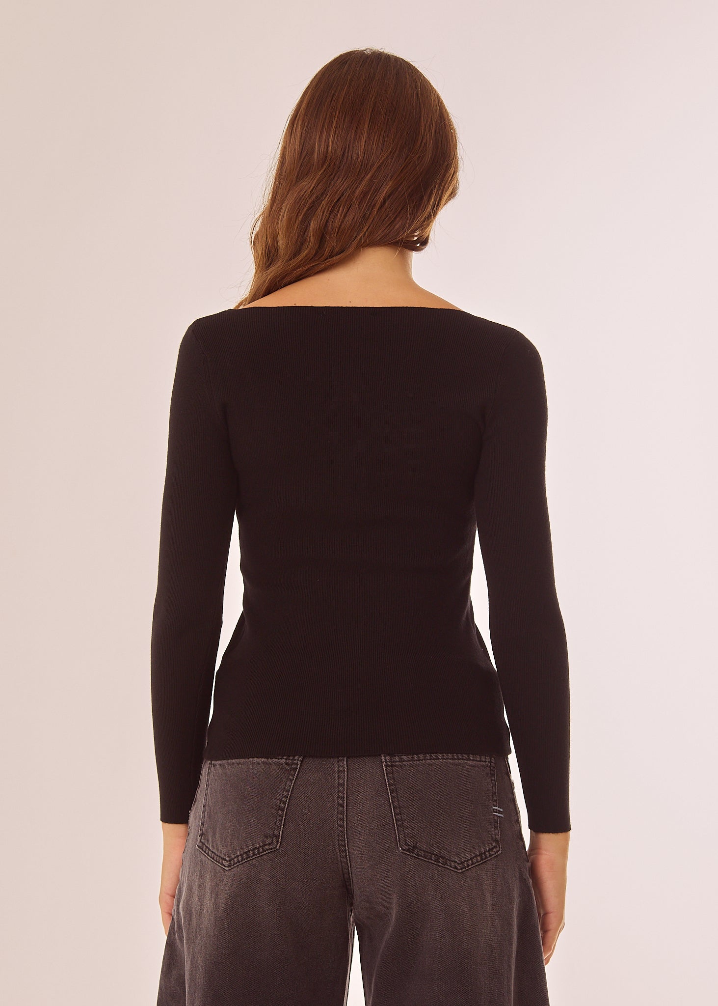 Maglia a costine con incrocio