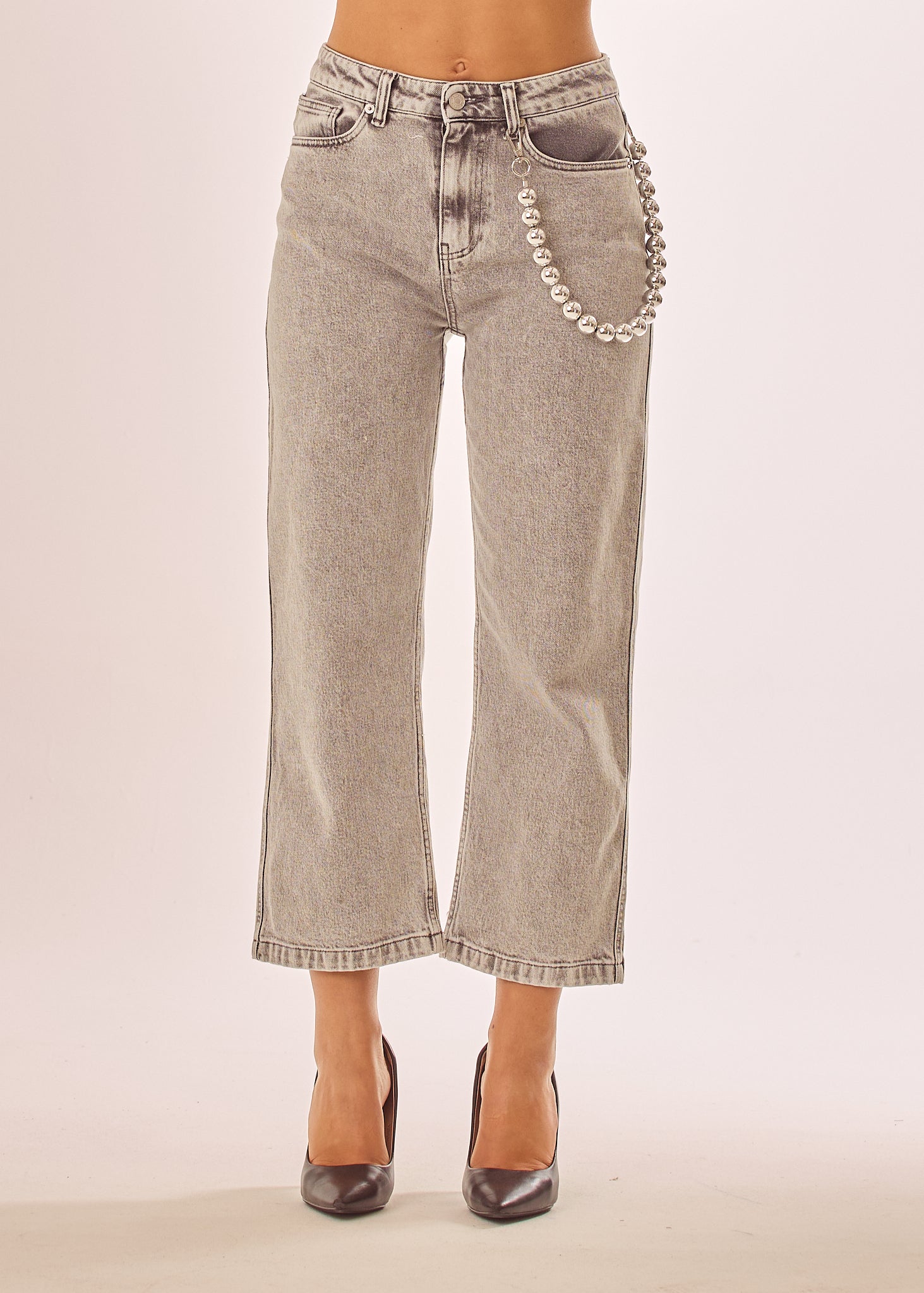 Jeans a trombetta con catena removibile