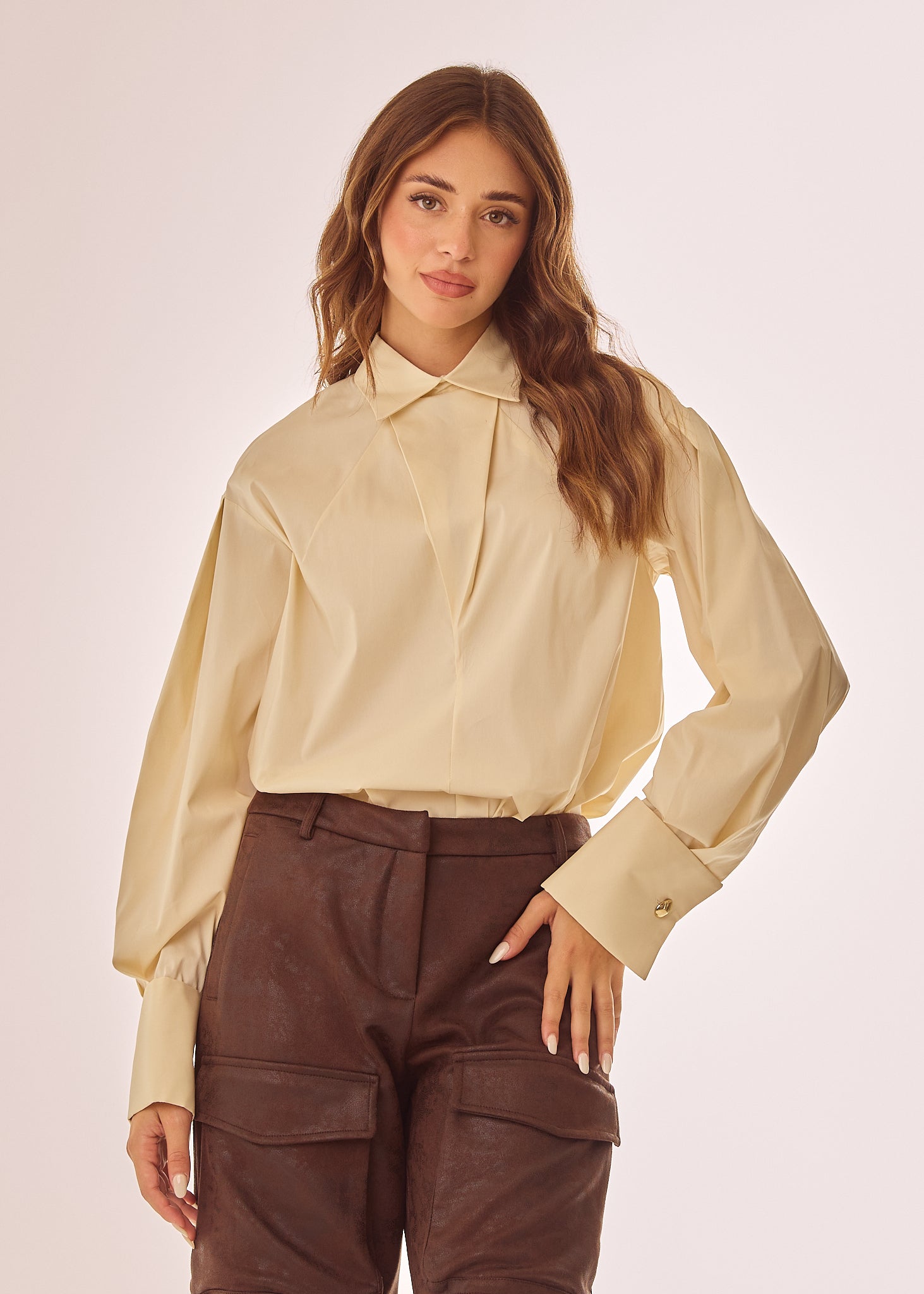 Camicia con pences