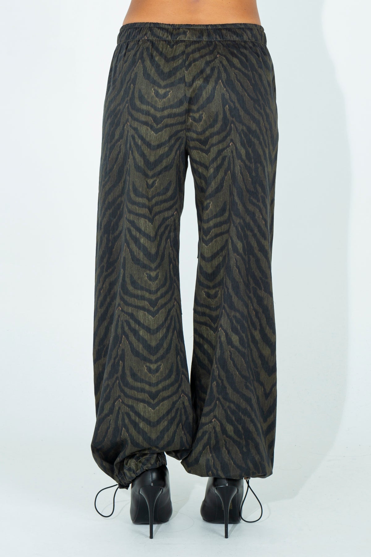 Animal print baggy trousers