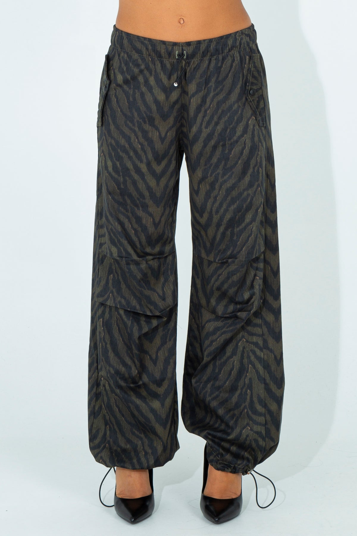 Animal print baggy trousers