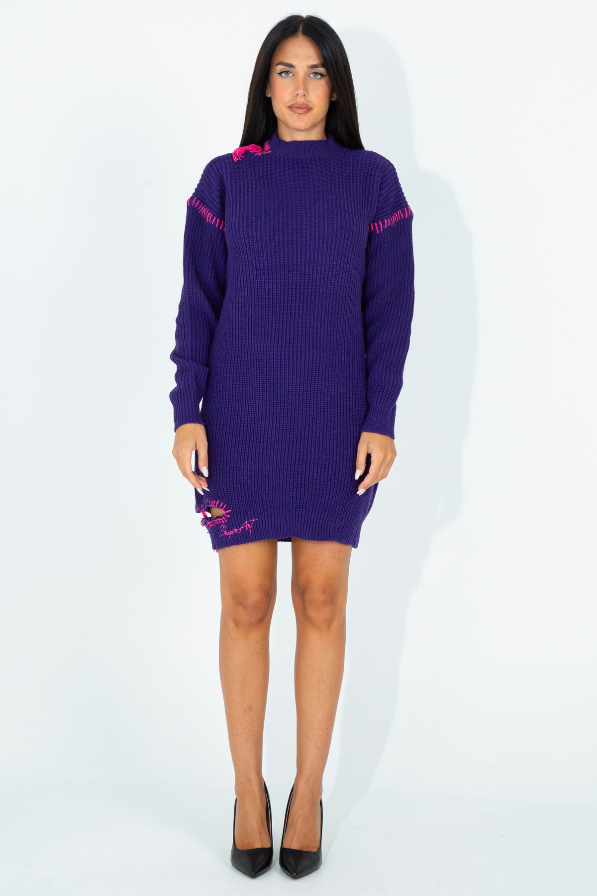 Knit dress with embroidered details