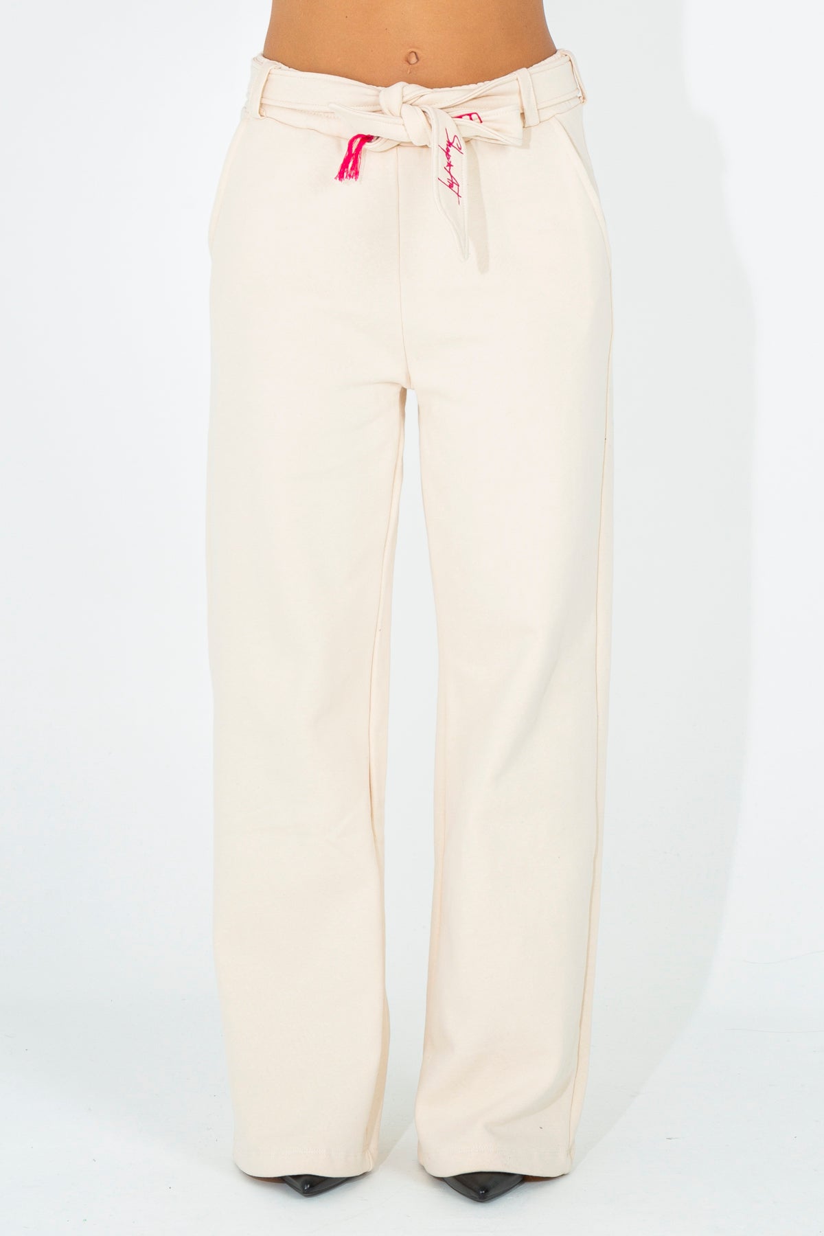 Tracksuit trousers with matching belt