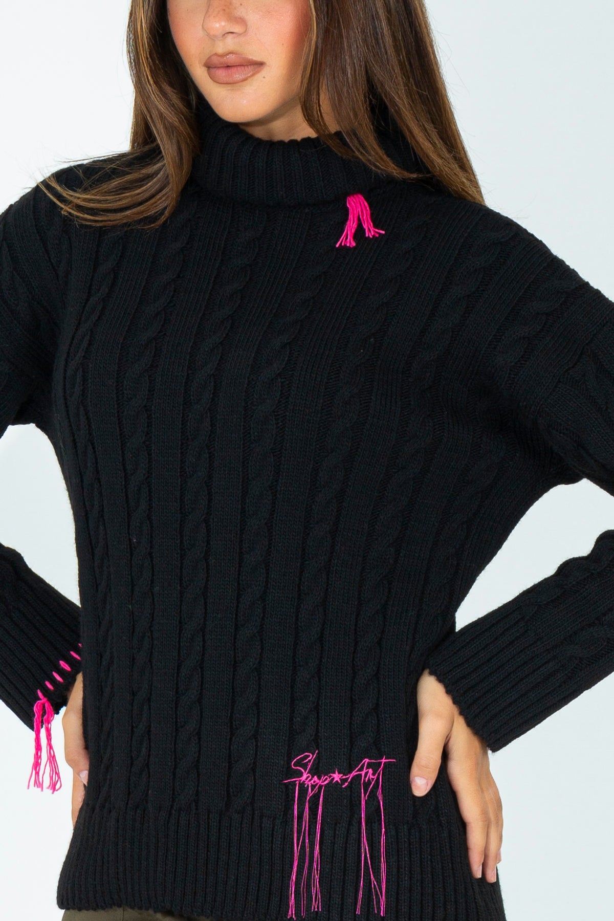 Turtleneck sweater with embroidery