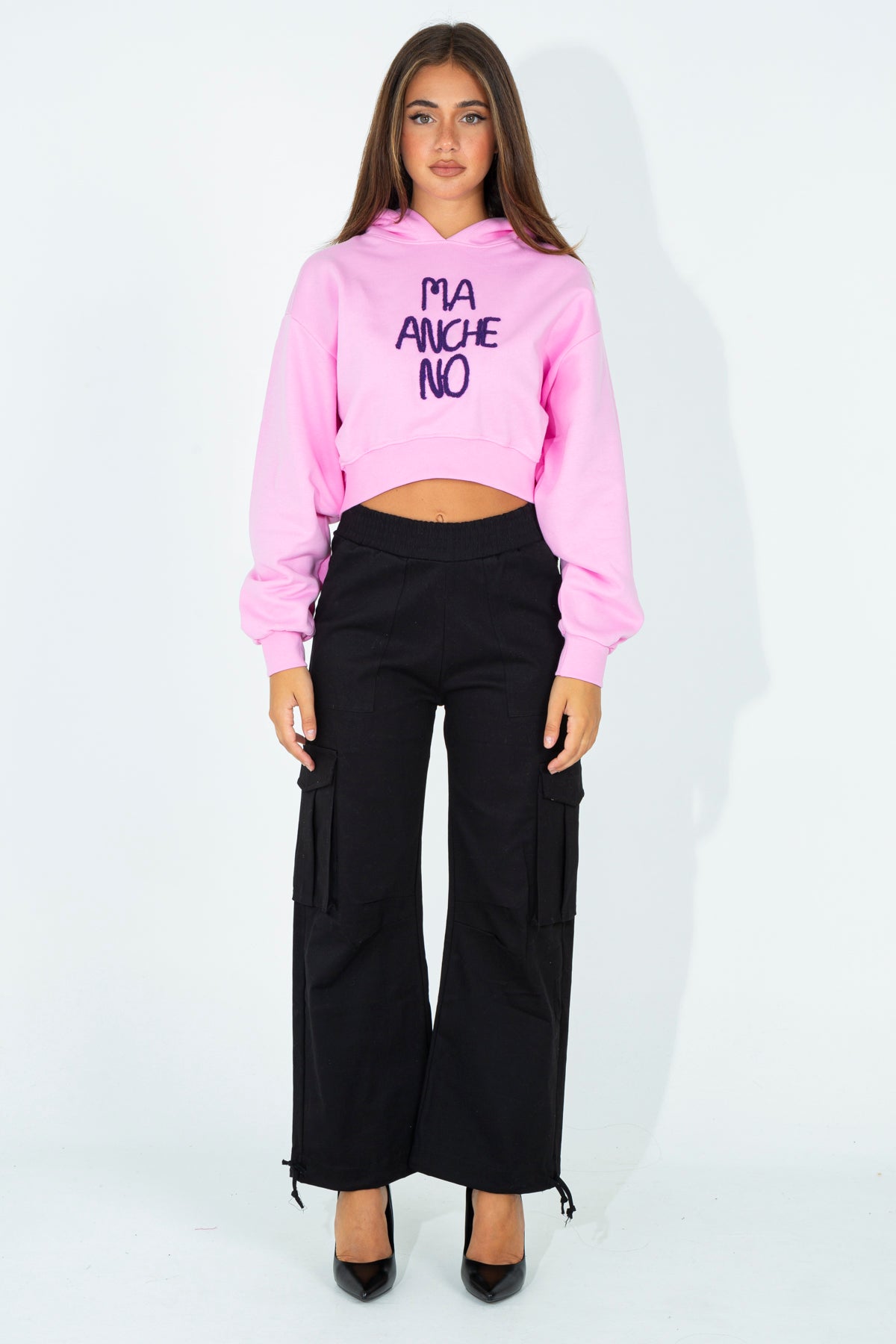 Crop sweatshirt with embroidered phrase