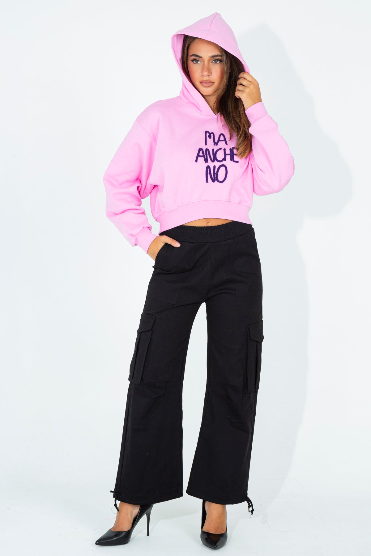 Crop sweatshirt with embroidered phrase