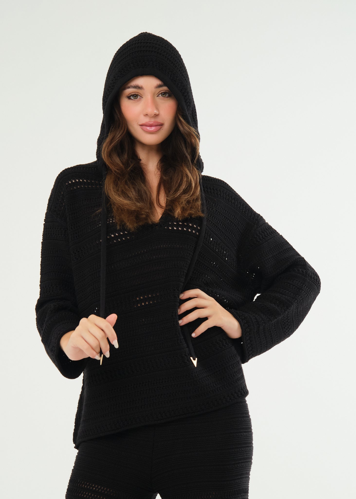 Maglia in filo con cappuccio