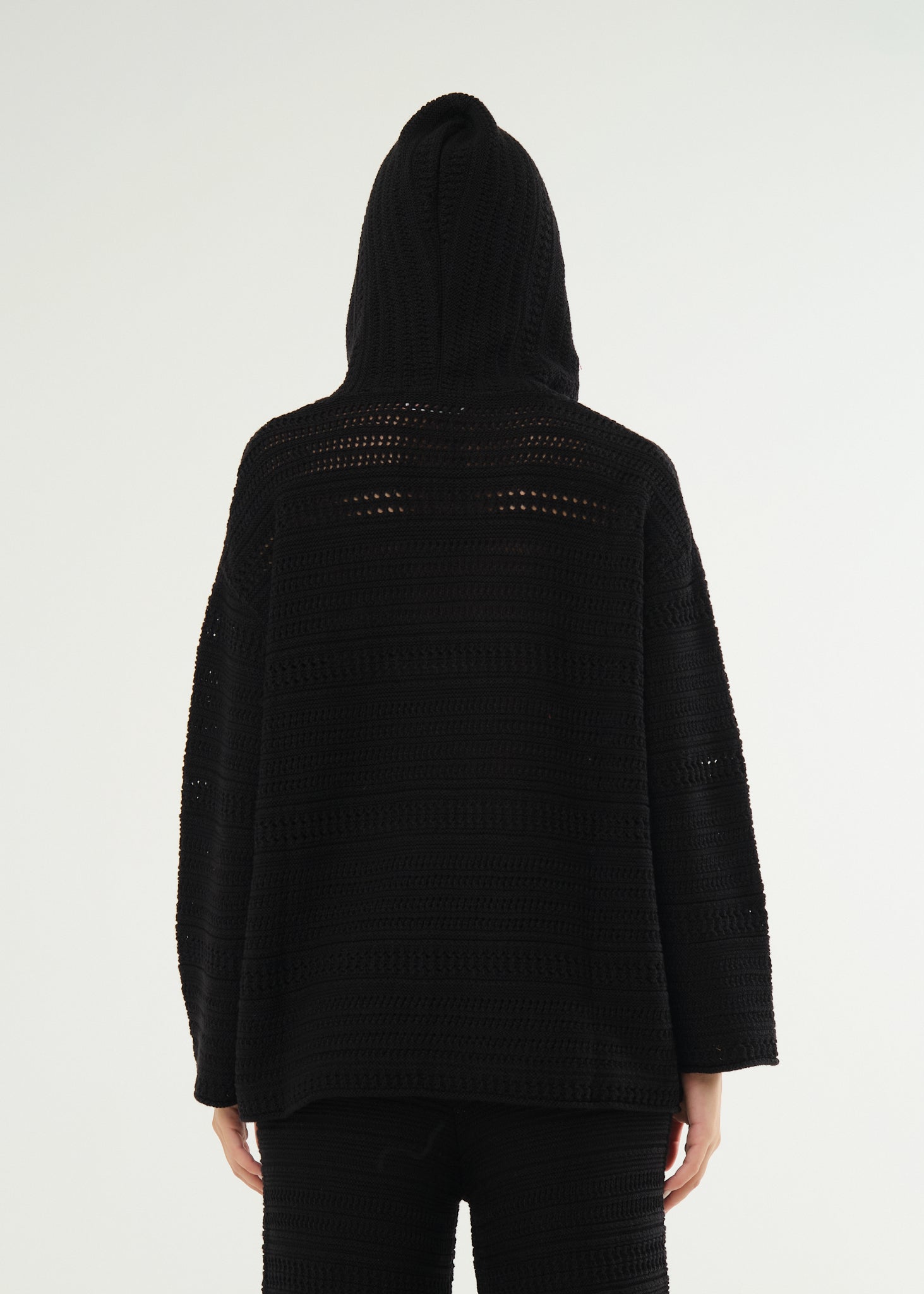 Maglia in filo con cappuccio