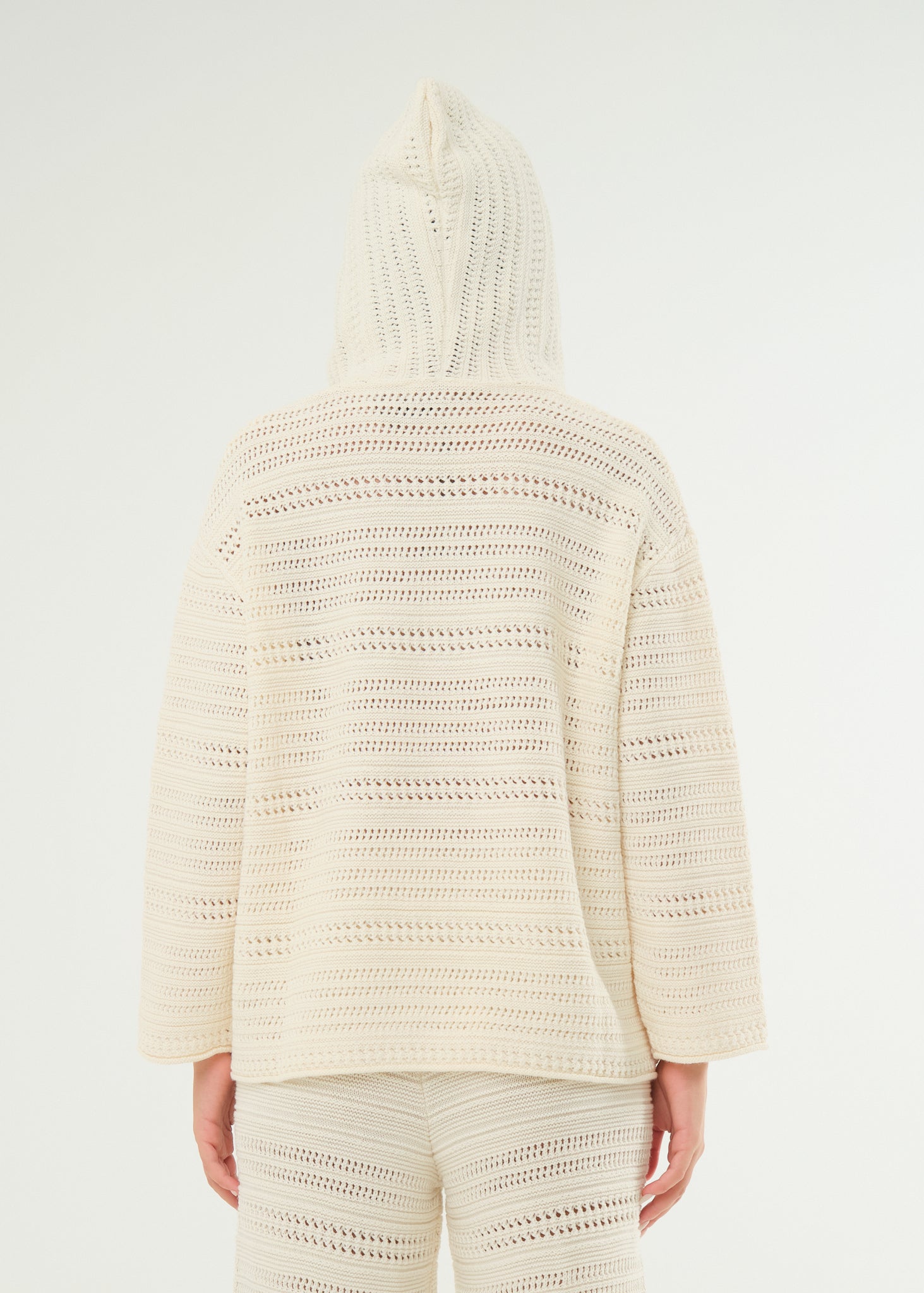 Maglia in filo con cappuccio