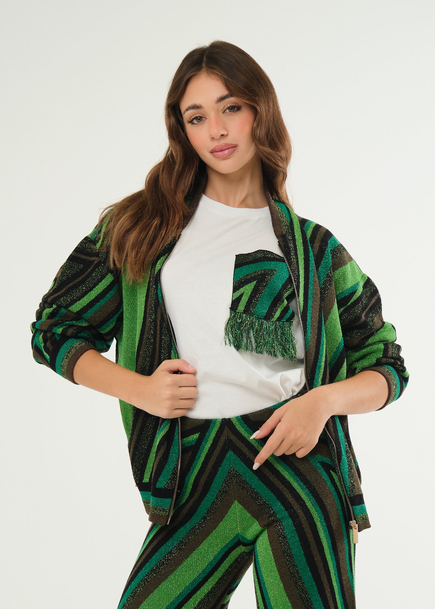 T-shirt con tasca decorativa