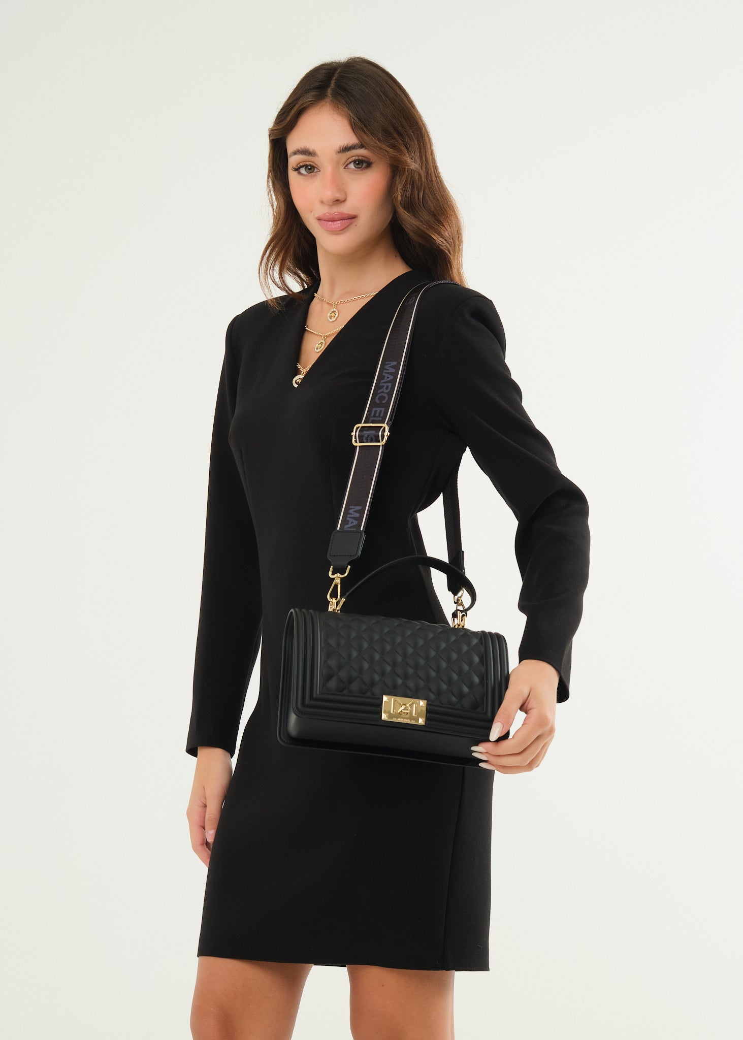 Borsa Flat Square M
