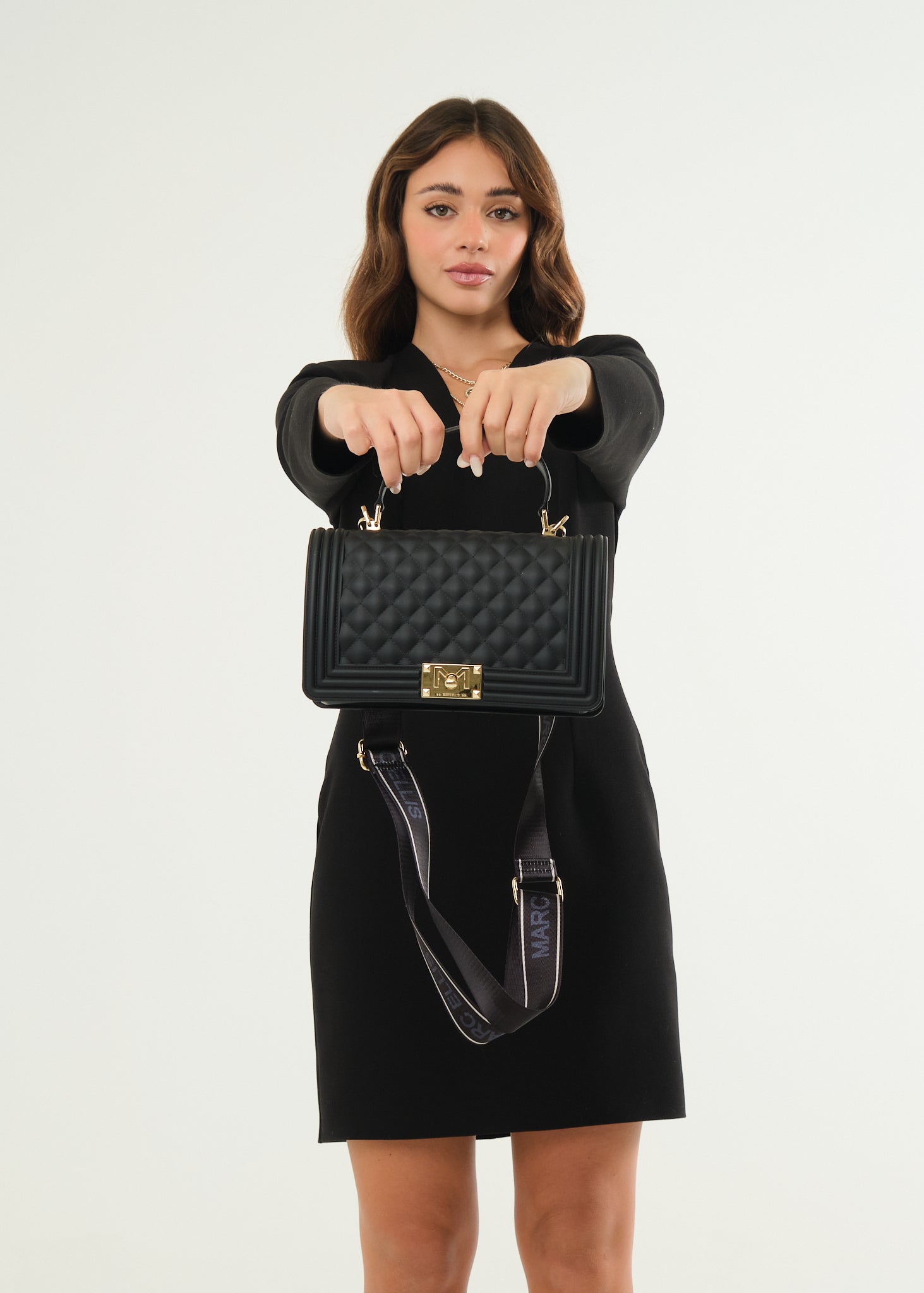 Borsa Flat Square M