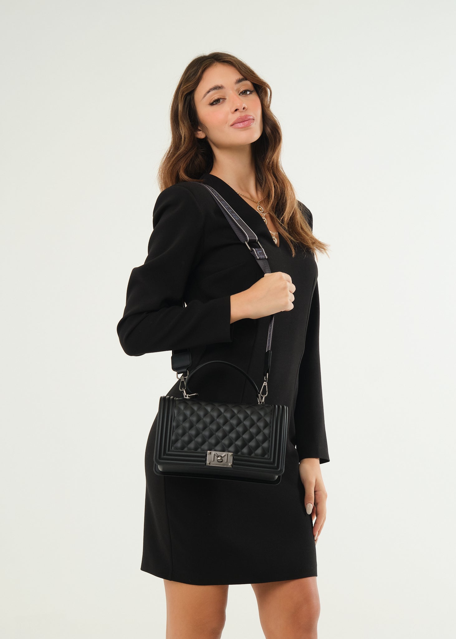 Borsa Flat Square M