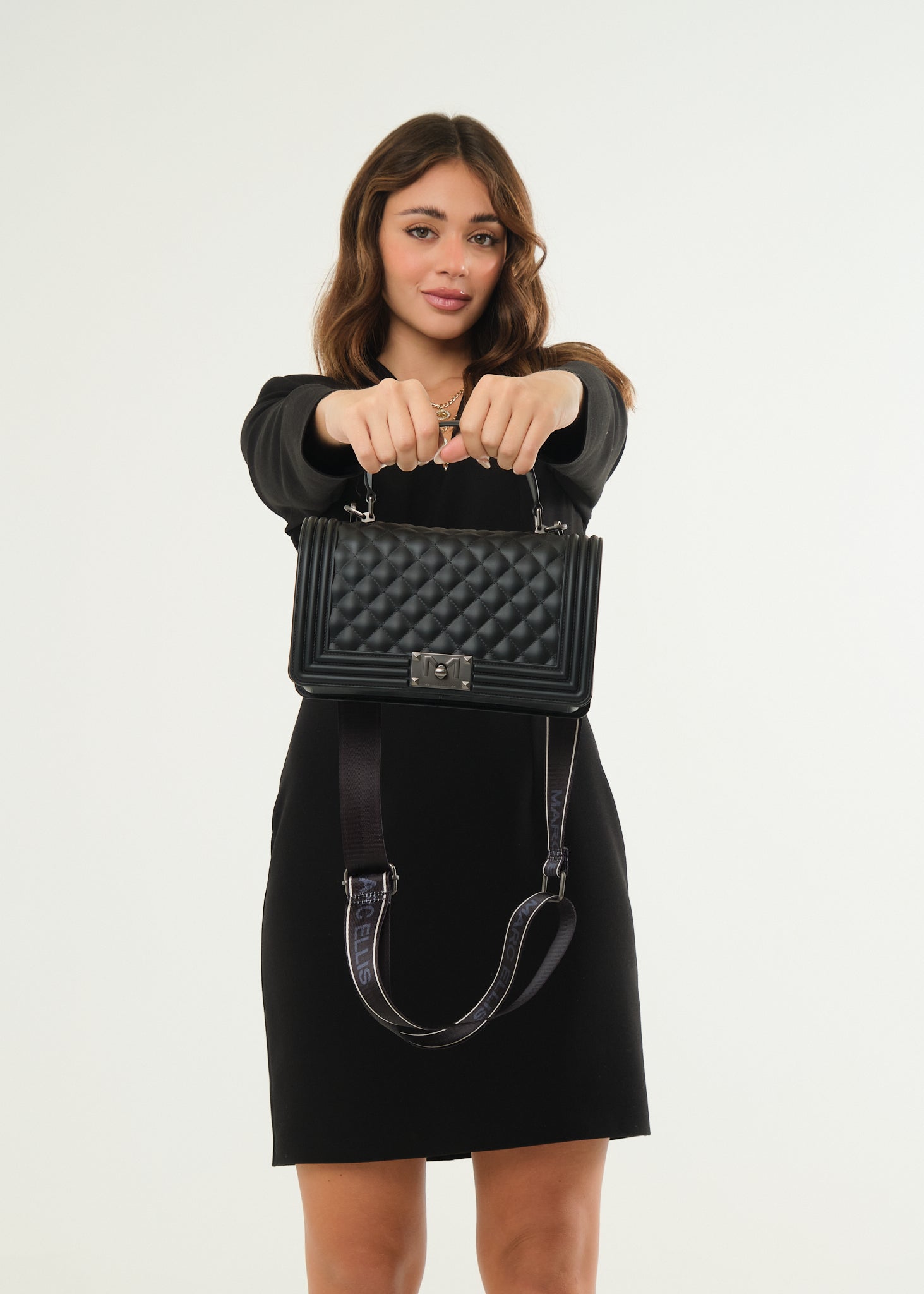 Borsa Flat Square M
