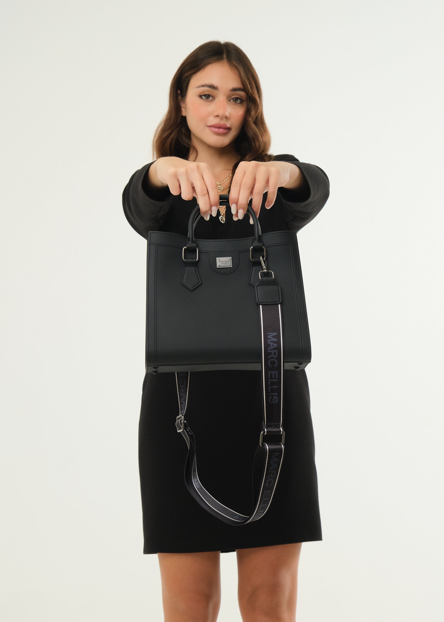 Borsa Flat Lively M