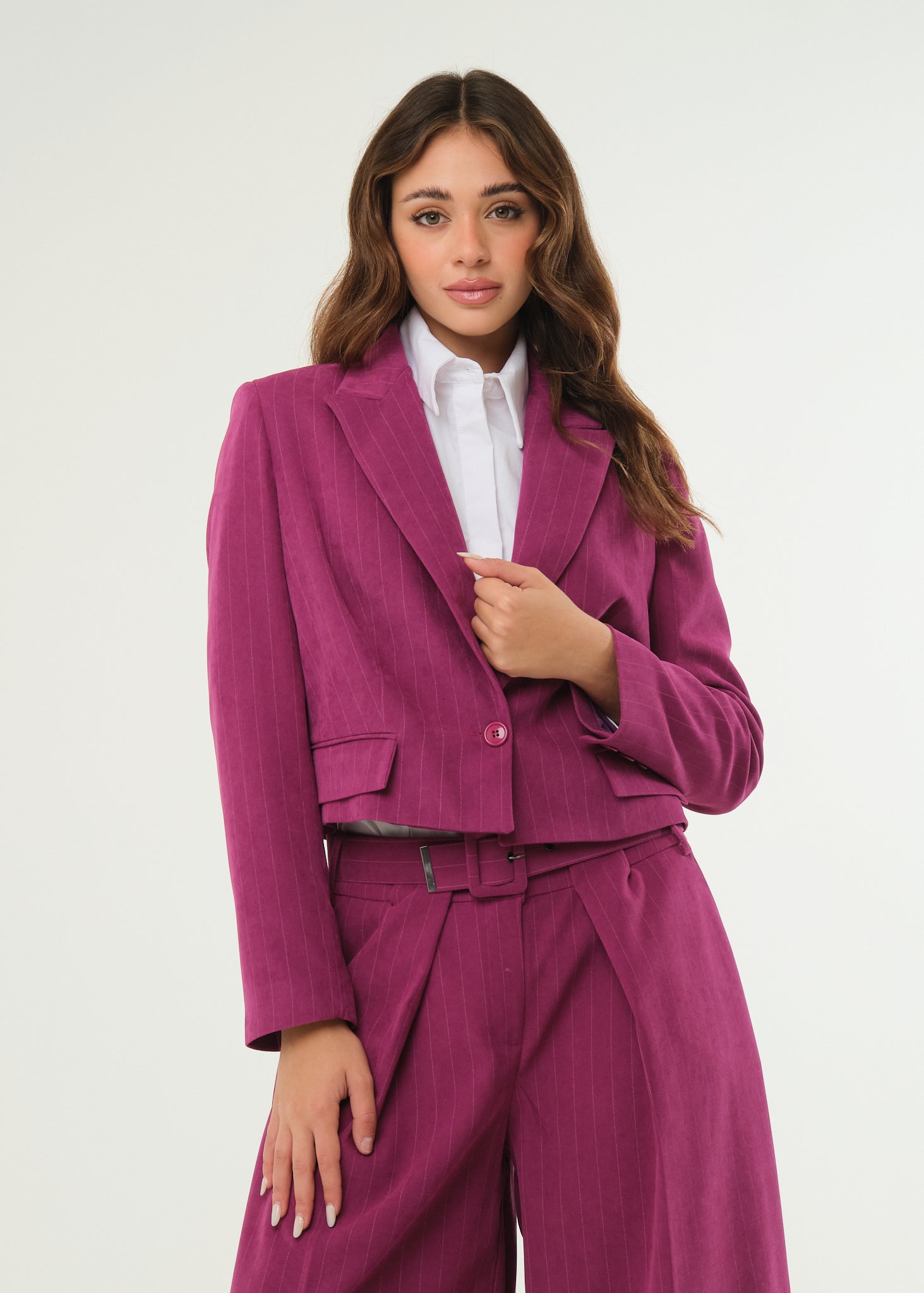 Giacca crop a taglio quadrato