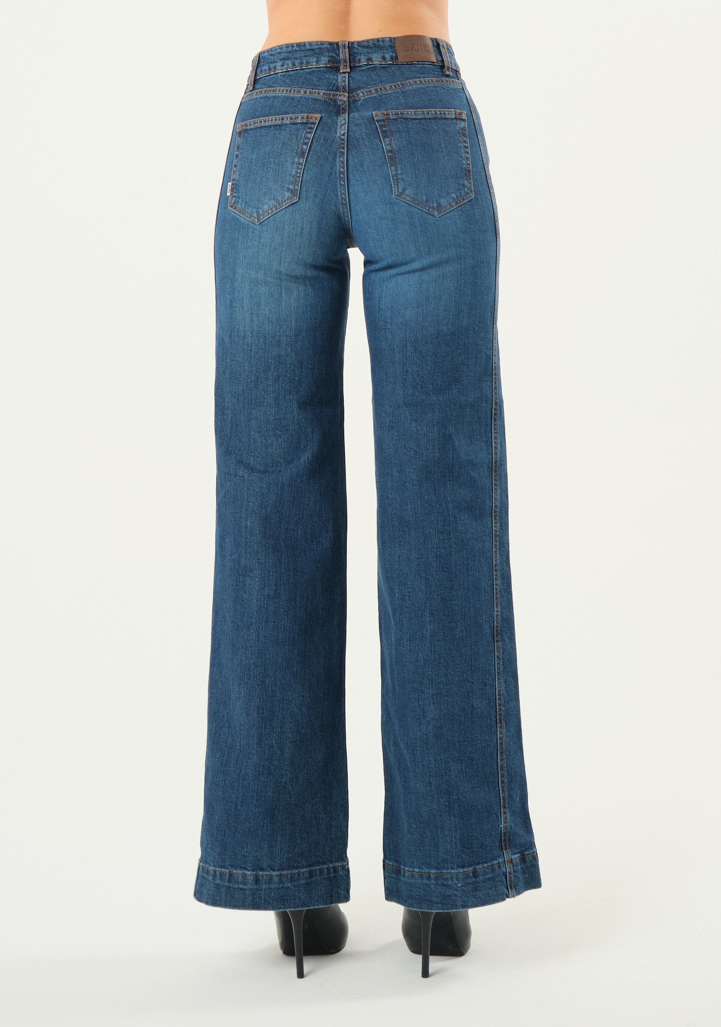 Jeans a gamba larga