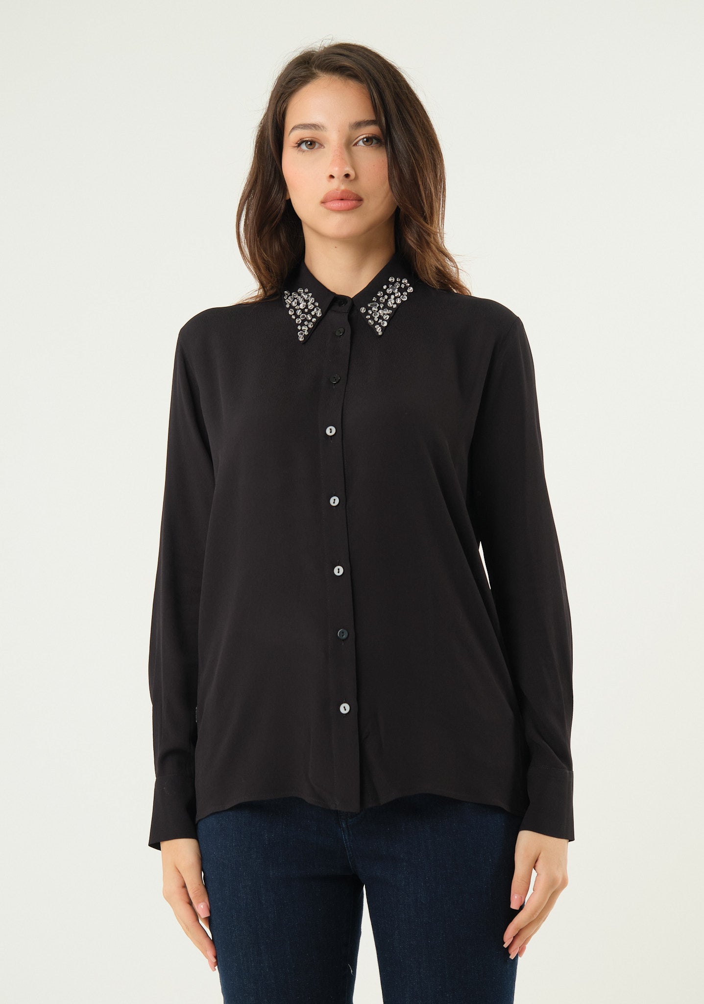 Camicia in georgette con applicazioni