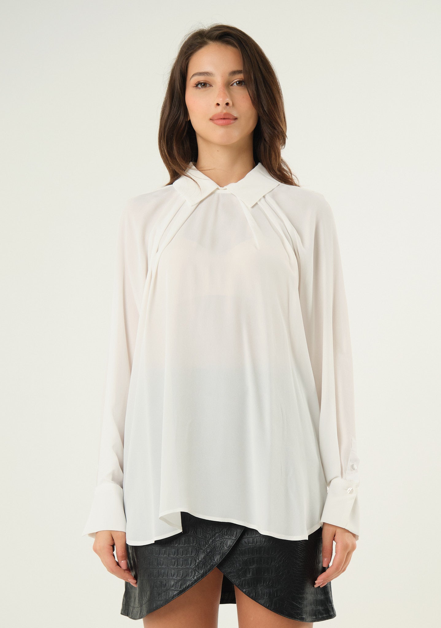 Blusa in georgette tinta unita